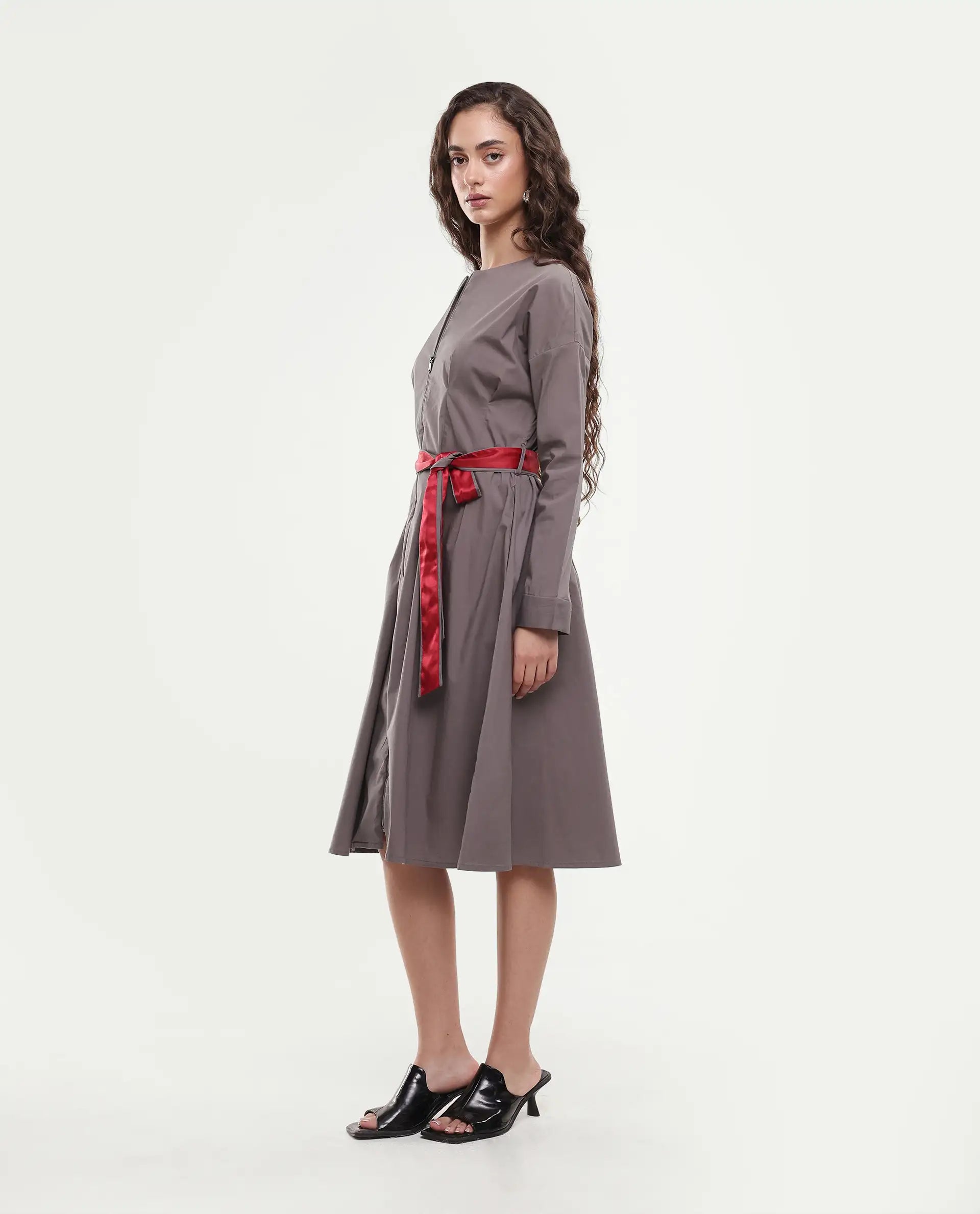 Rareism Women's Cyti Grey Cotton Blend Round Neck Plain Cuffed Sleeve Knee Length Flared Dress