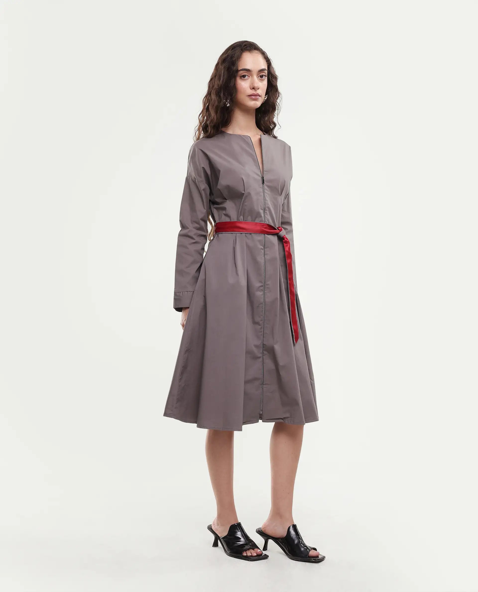 Rareism Women's Cyti Grey Cotton Blend Round Neck Plain Cuffed Sleeve Knee Length Flared Dress
