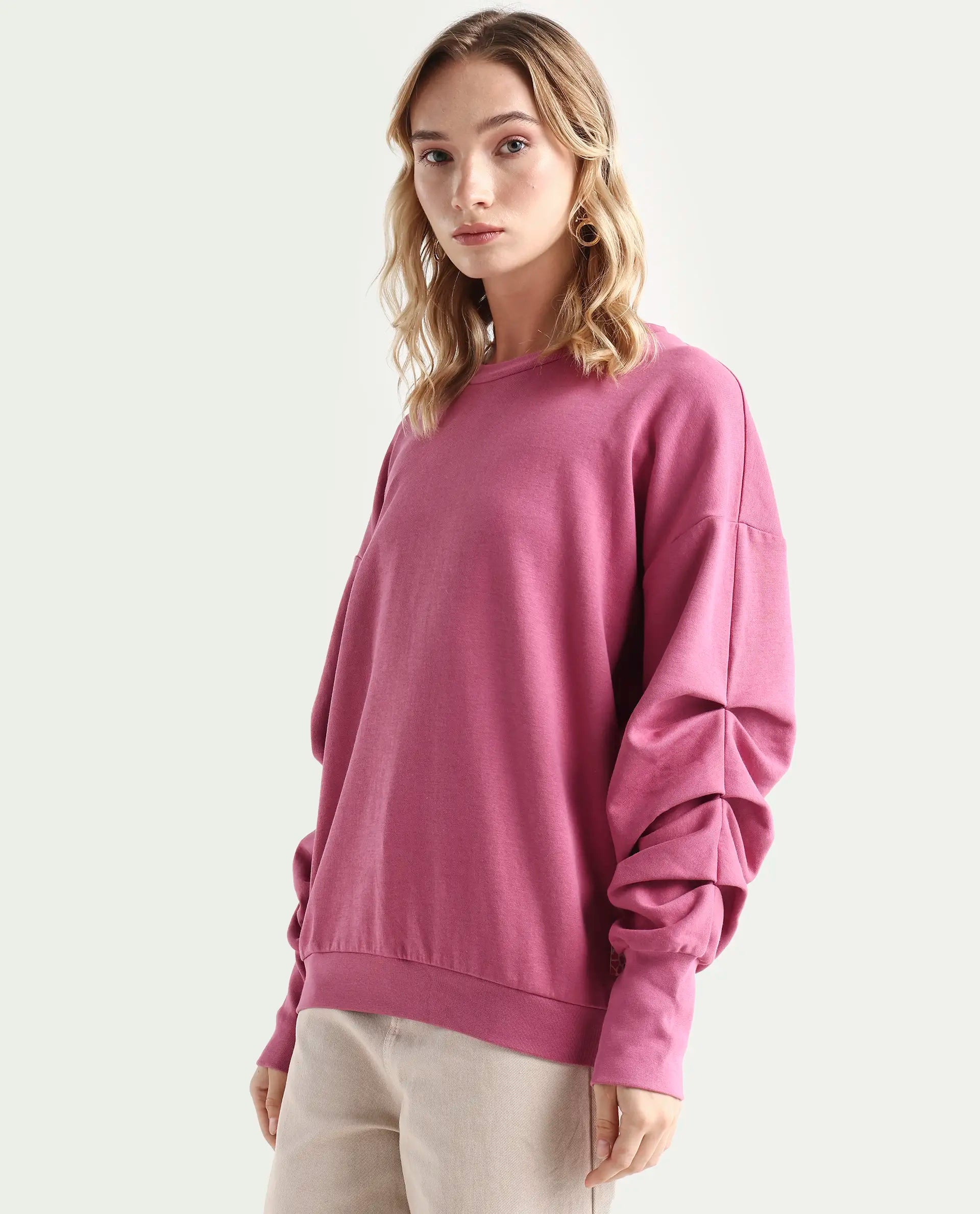 Rareism Women's Ruch Dark Pink Cotton Blend Crew Neck Plain Hip Length Relaxed Fit Sweatshirt