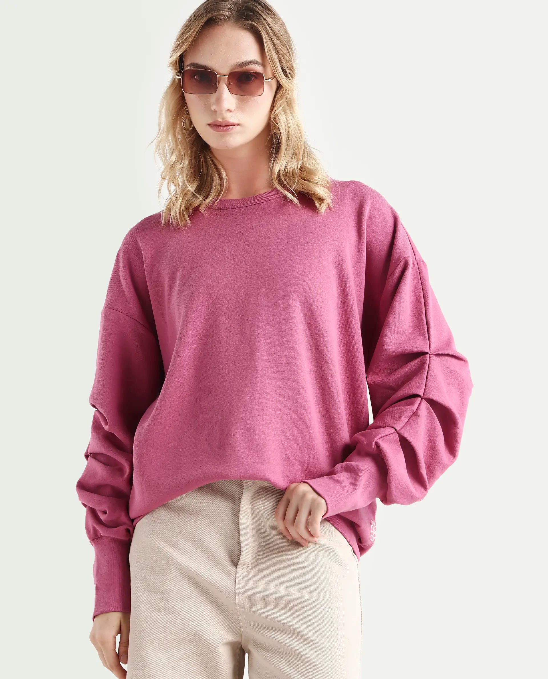 Rareism Women's Ruch Dark Pink Cotton Blend Crew Neck Plain Hip Length Relaxed Fit Sweatshirt