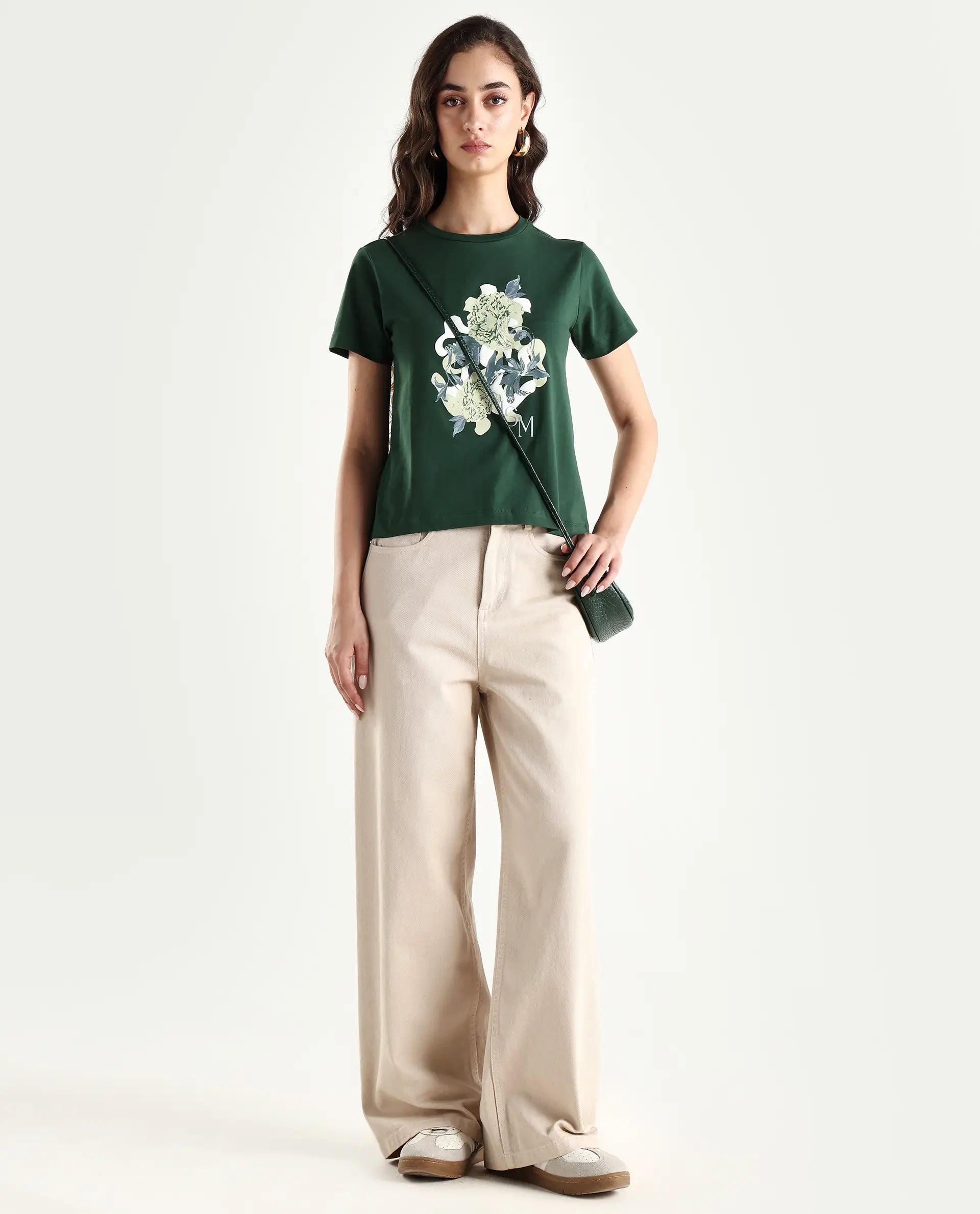 Rareism Women's Mirth Olive Cotton Blend Crew Neck Graphic Print Regular Fit T-Shirt