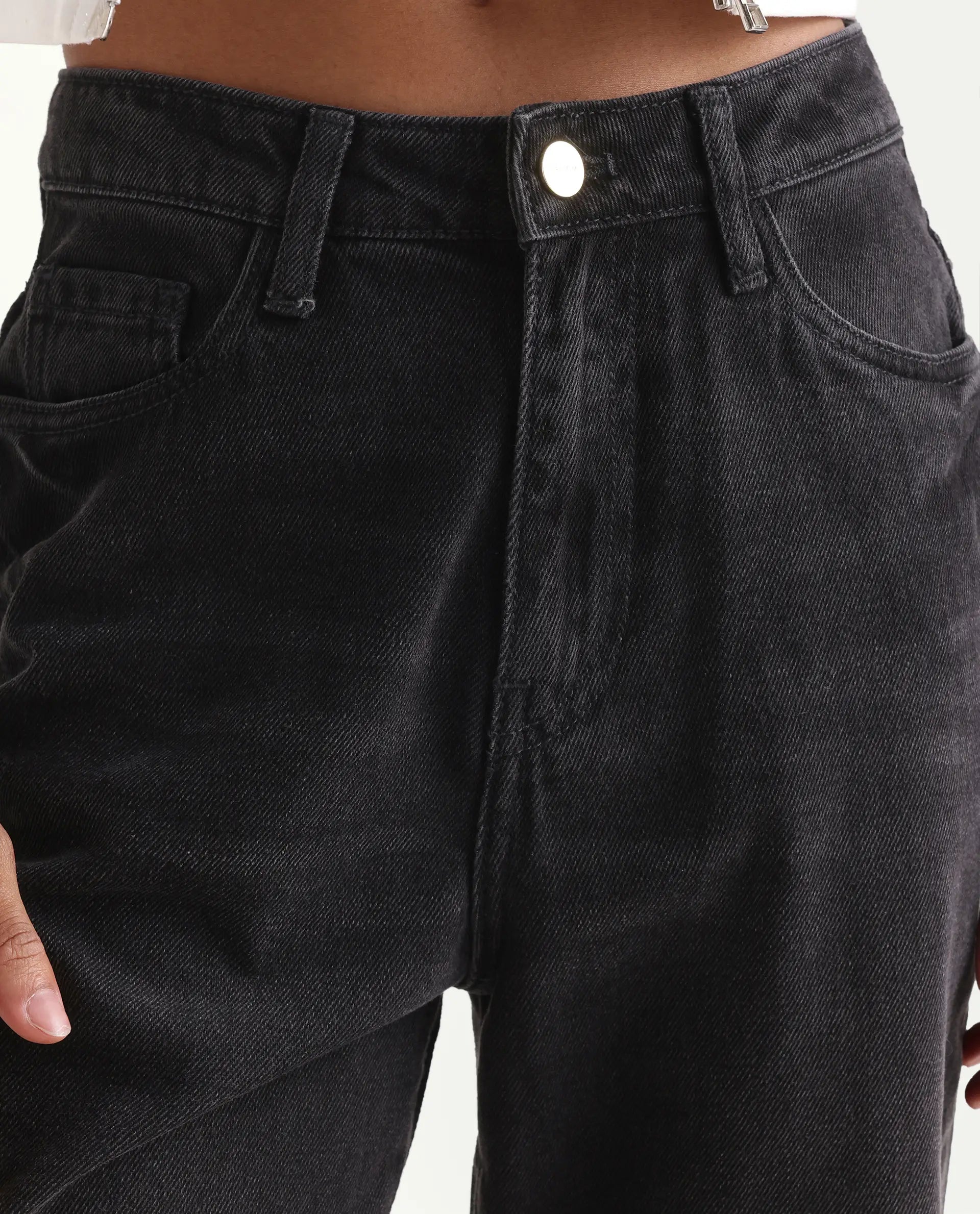 Rareism Women's Beuro Black Cotton Blend Plain Ankle Length Straight Fit Jeans