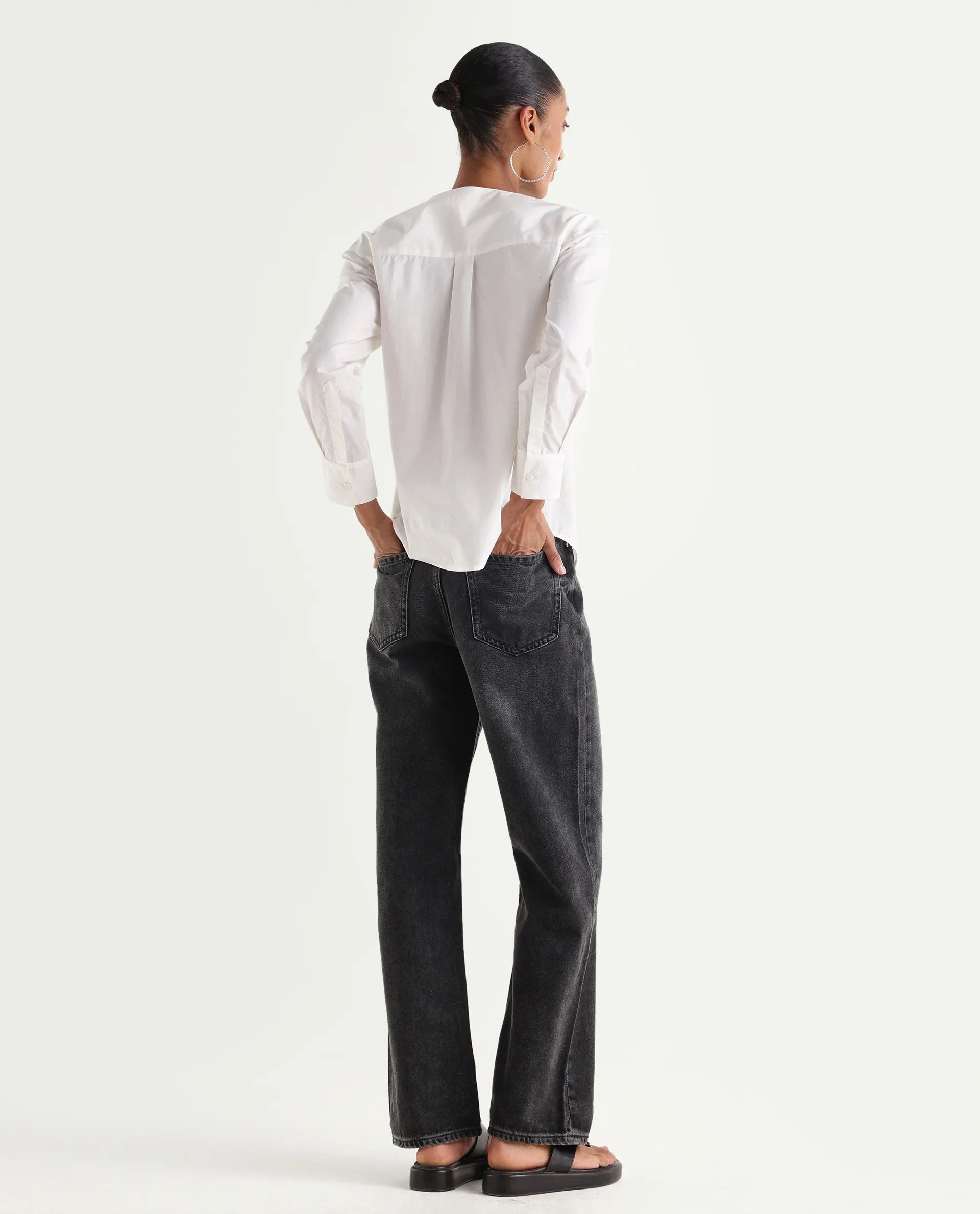 Rareism Women's Baeu Grey Cotton Blend Plain Ankle Length Straight Fit Jeans