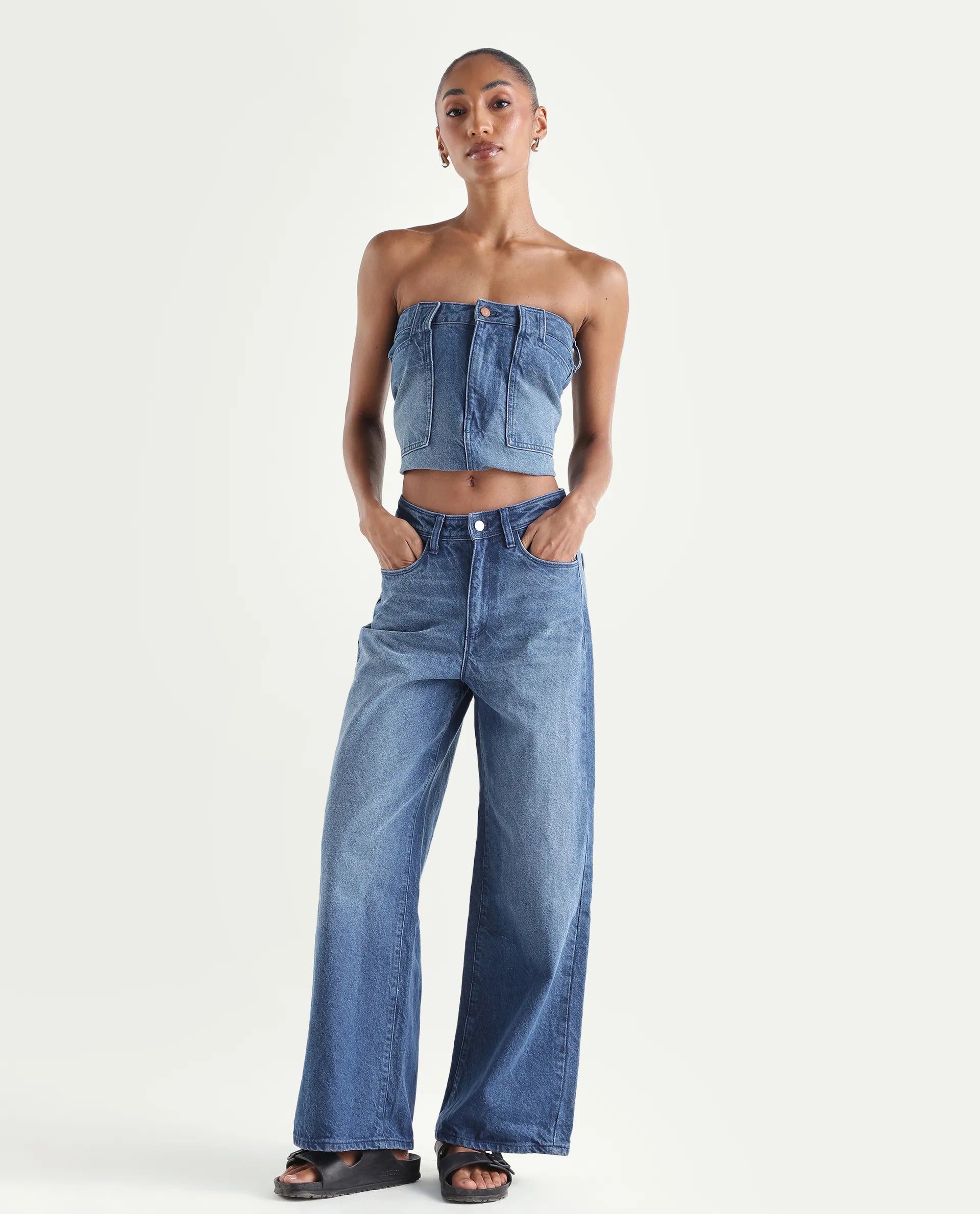Rareism Women's Kikoi Blue Cotton Blend Plain Ankle Length Effortless Sculpt high wide Jeans