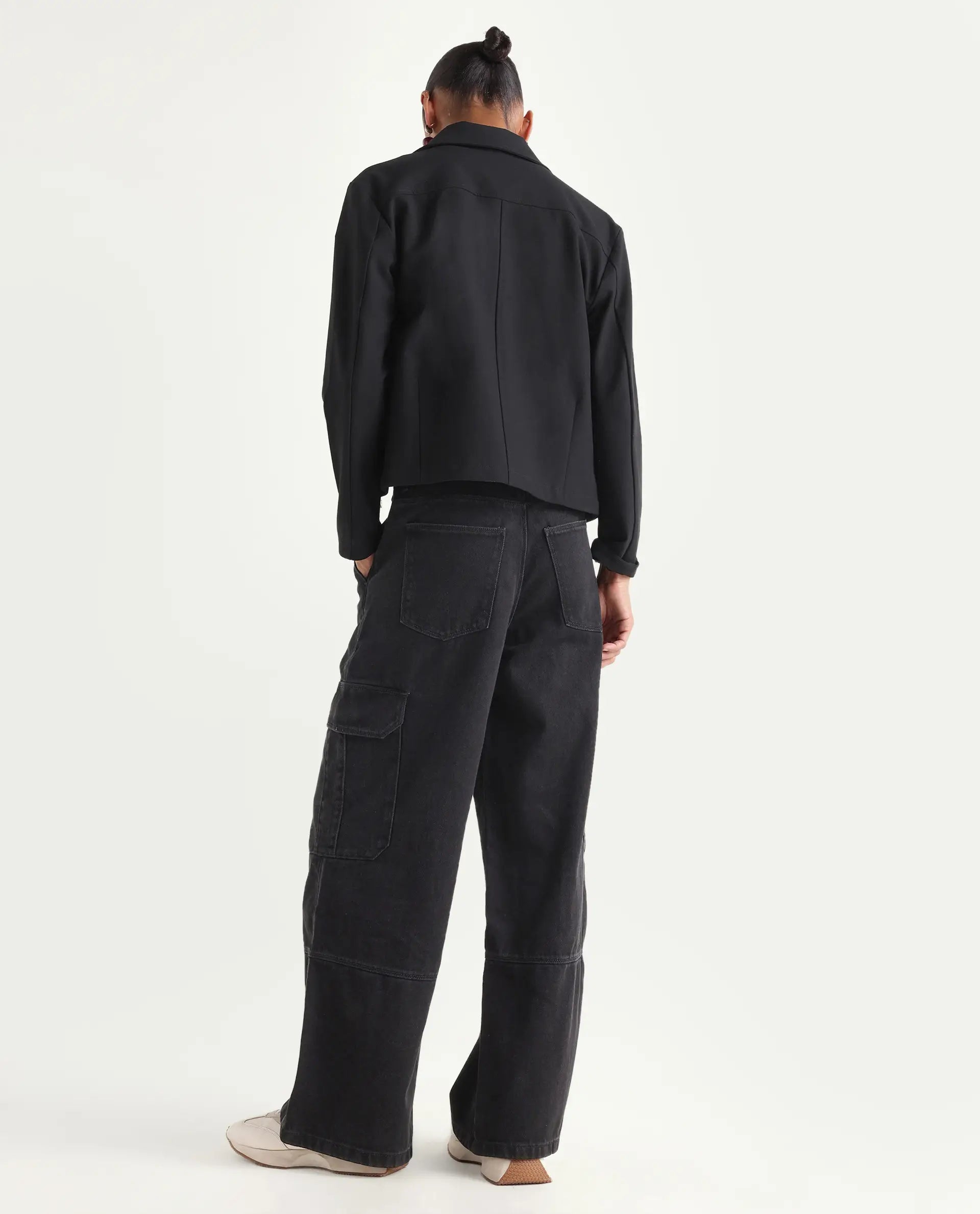 Rareism Women's Cyar Black Cotton Blend Plain Ankle Length Cargo Jeans