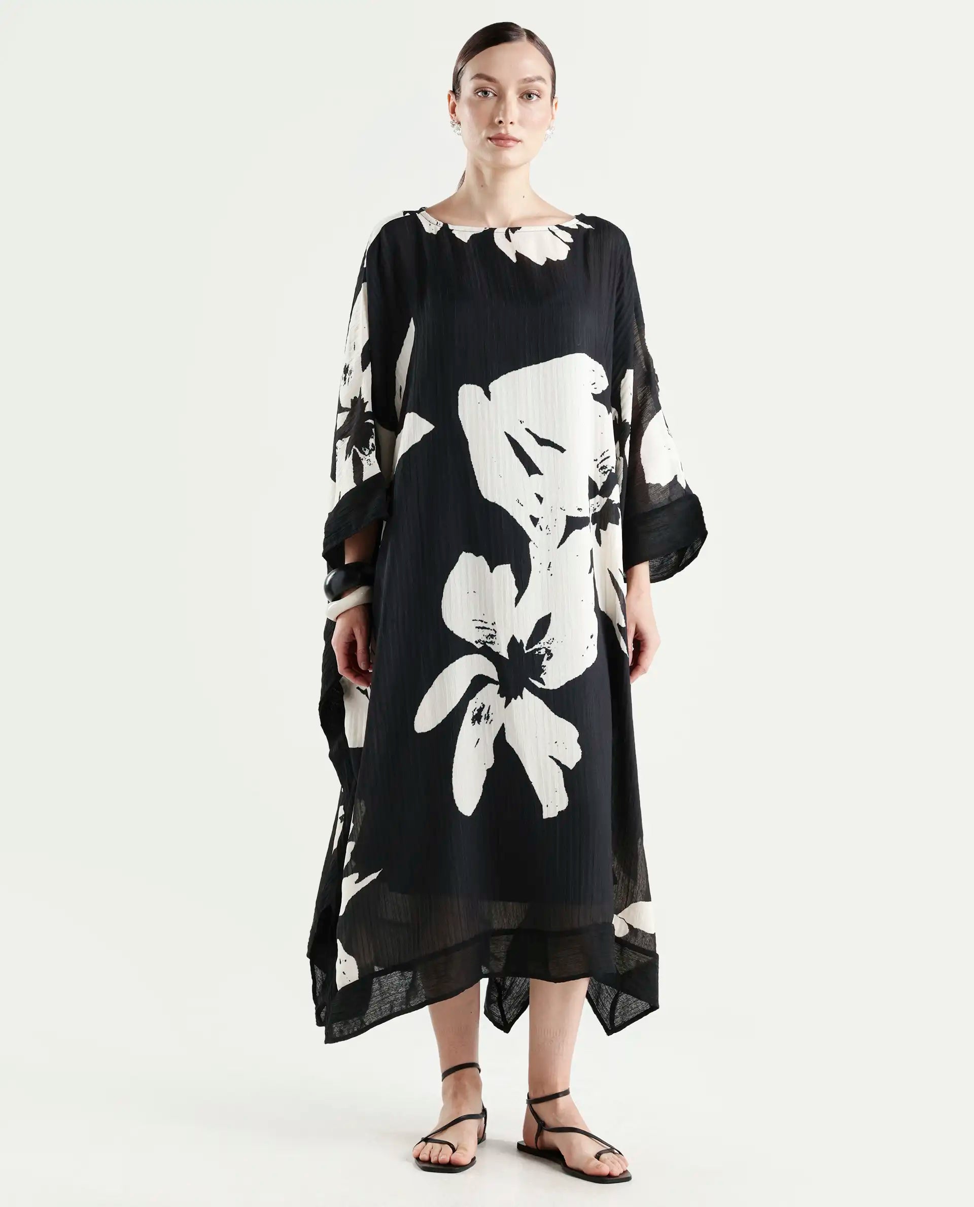 Rareism Women's Janarea Black Polyester Boat Neck Abstract Print Kaftan Sleeve Midi Kaftan Dress