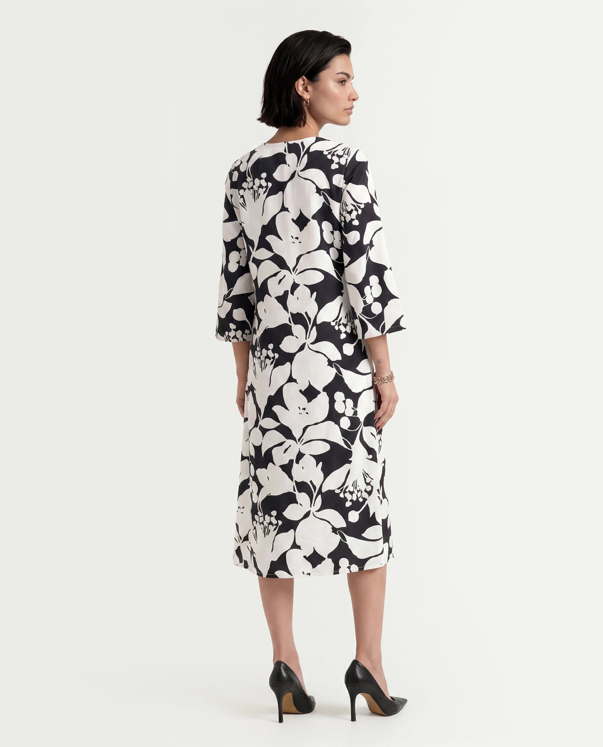 Rareism Women's Janzen Black Viscose Tie-Up Neck Floral Print Bell Sleeve Midi Straight Fit Dress