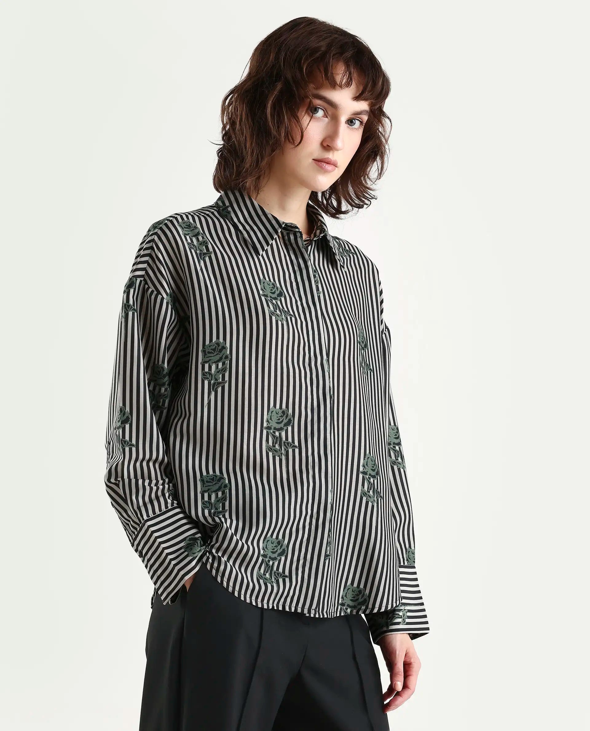 Rareism Women's Ronrayzo Dark Green Polyester Spread Collar Striped Cuffed Sleeve Regular Fit Shirt