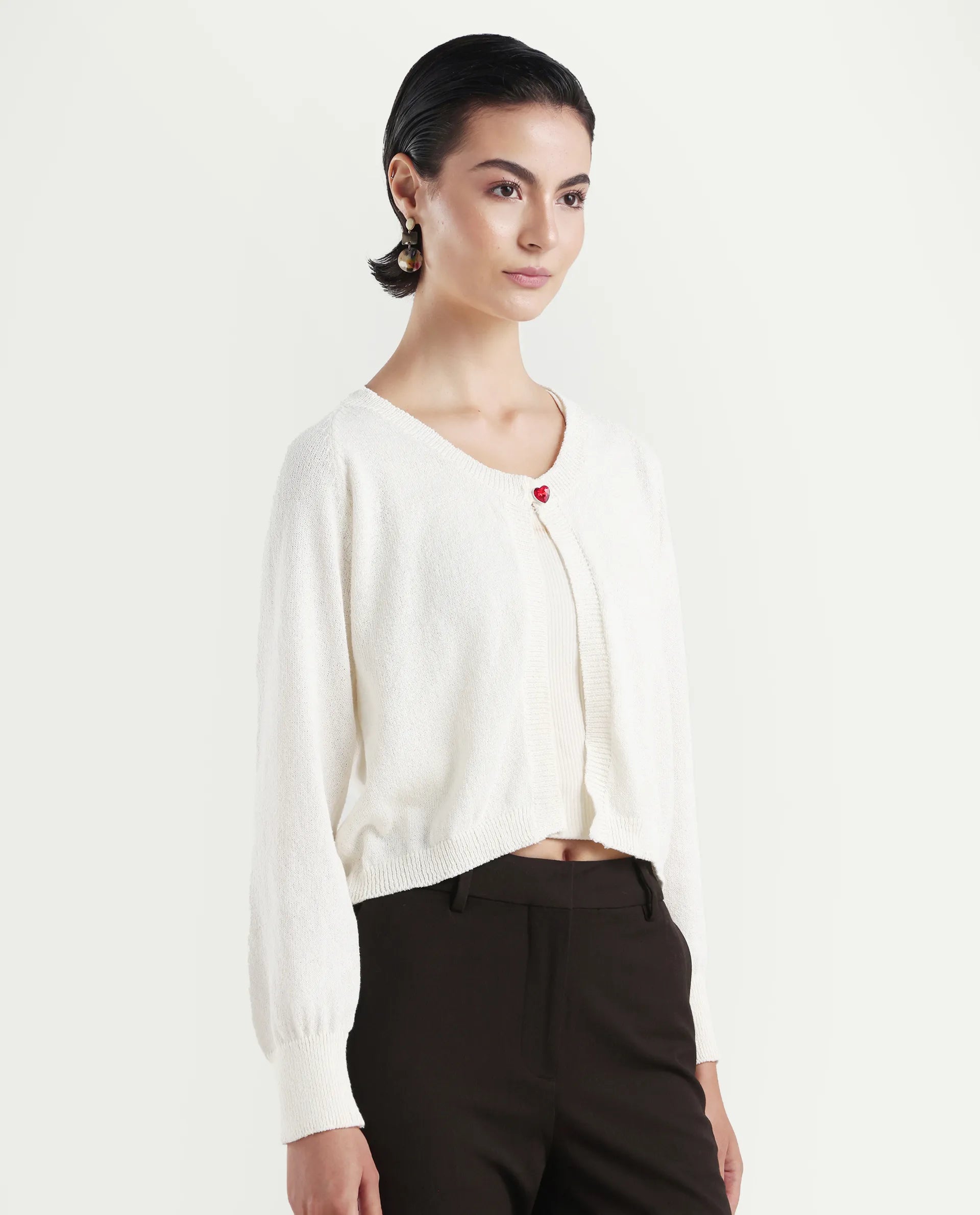 Rareism Women's Somres Beige Cotton Blend Round Neck Plain Raglan Sleeve Crop Regular Fit Shrug