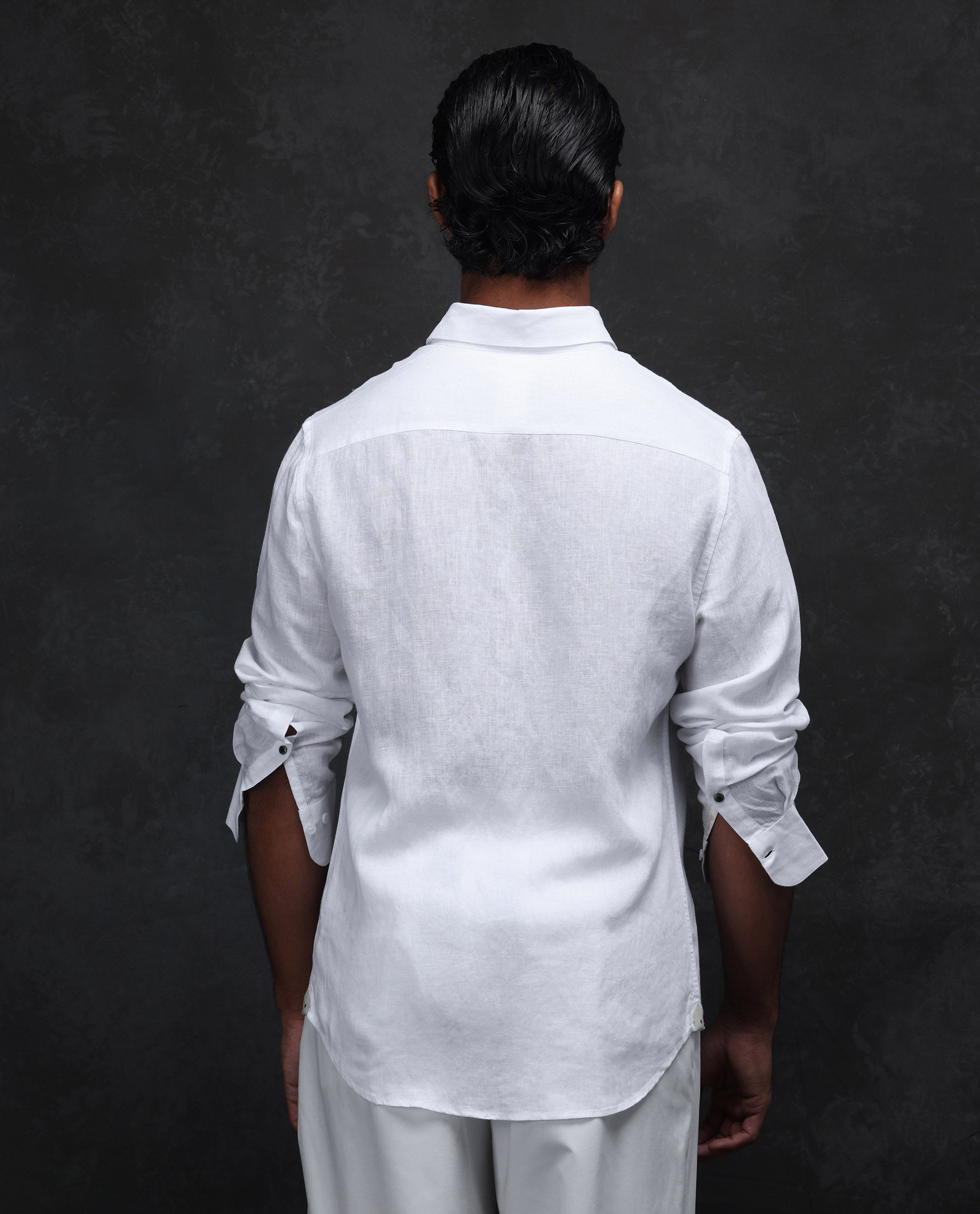 Rare Rabbit Men's Linex Ls-25 White Linen Blend Plain Regular Fit Full Sleeve Collared Shirt