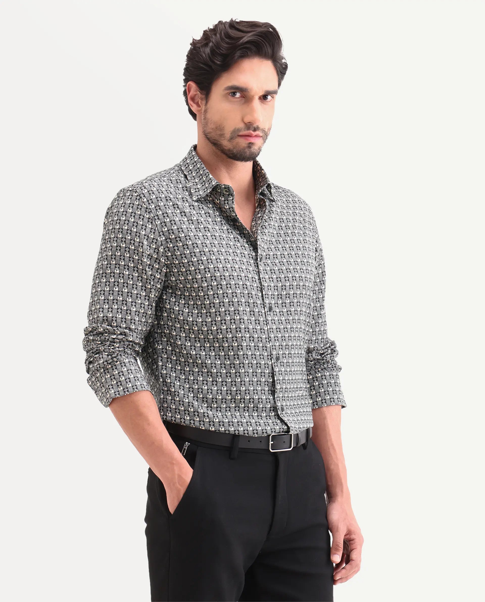 Rare Rabbit Men's Vitry-25 Black Viscose Blend Fabric Spread Collar Regular Fit Jacquard Shirt