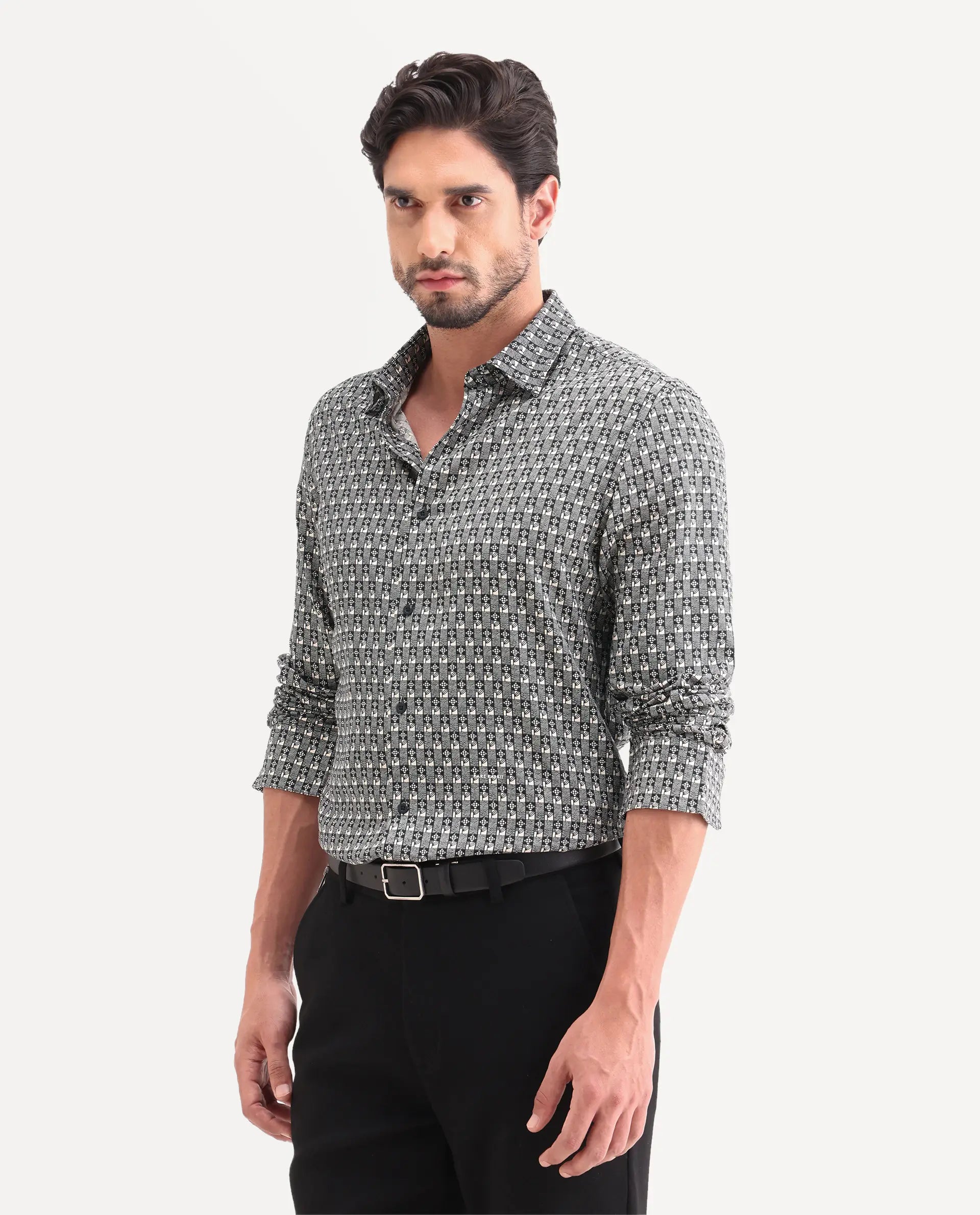 Rare Rabbit Men's Vitry-25 Black Viscose Blend Fabric Spread Collar Regular Fit Jacquard Shirt