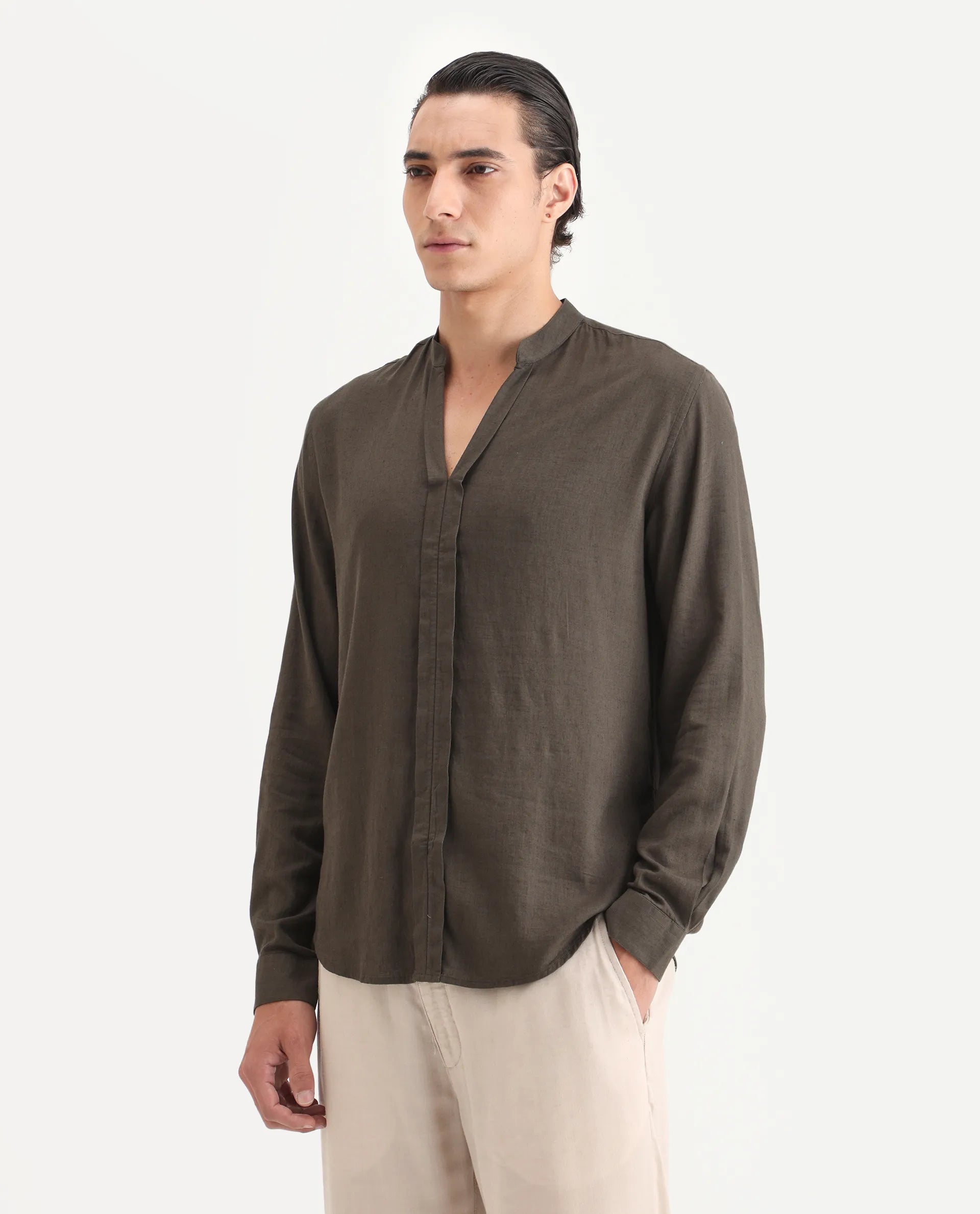 Rare Rabbit Men Kurt Dark Olive Linen Blend Fabric Full Sleeve Mandarin Collar Button Closure Plain Shirt