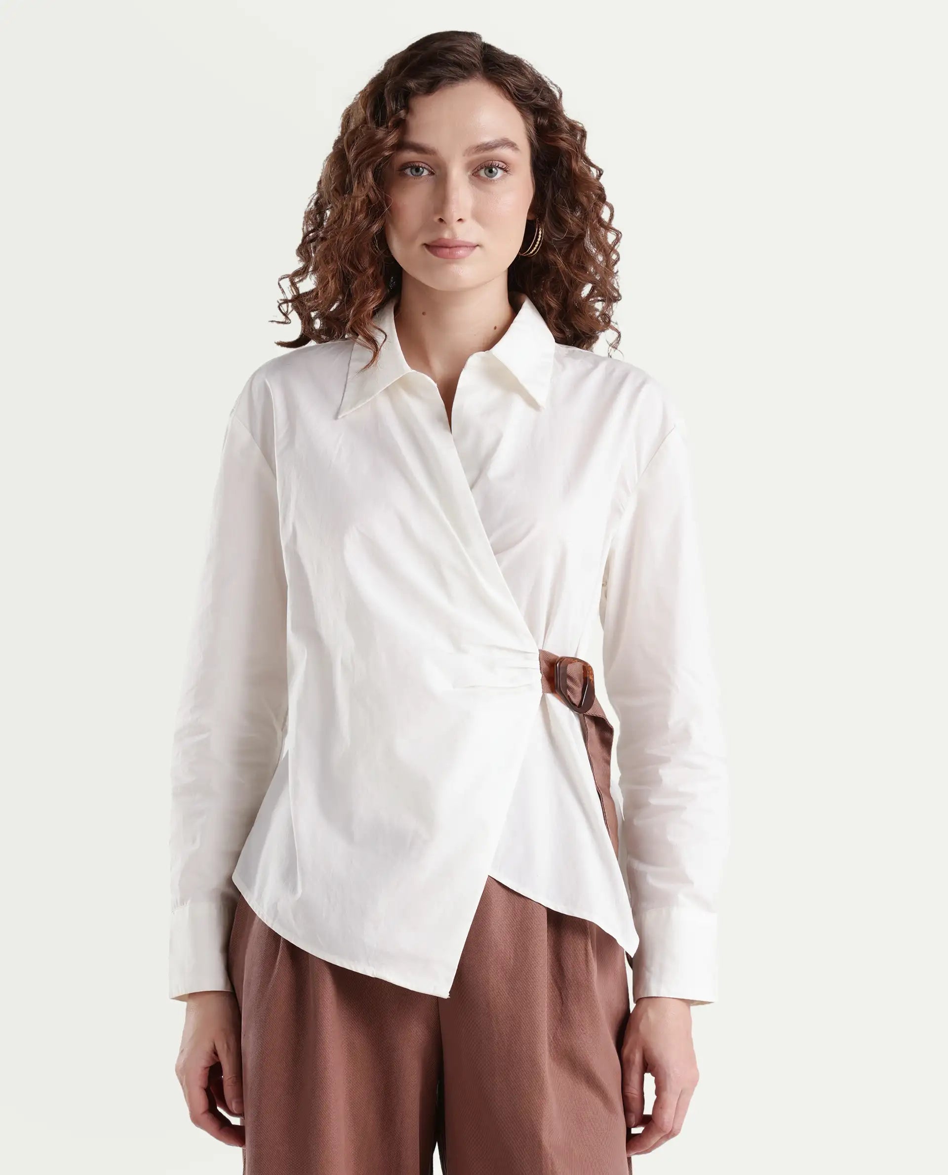 Rareism Women's Bhaleyn-T Off White Cotton Spread Collar Plain Cuffed Sleeve Relaxed Fit Shirt