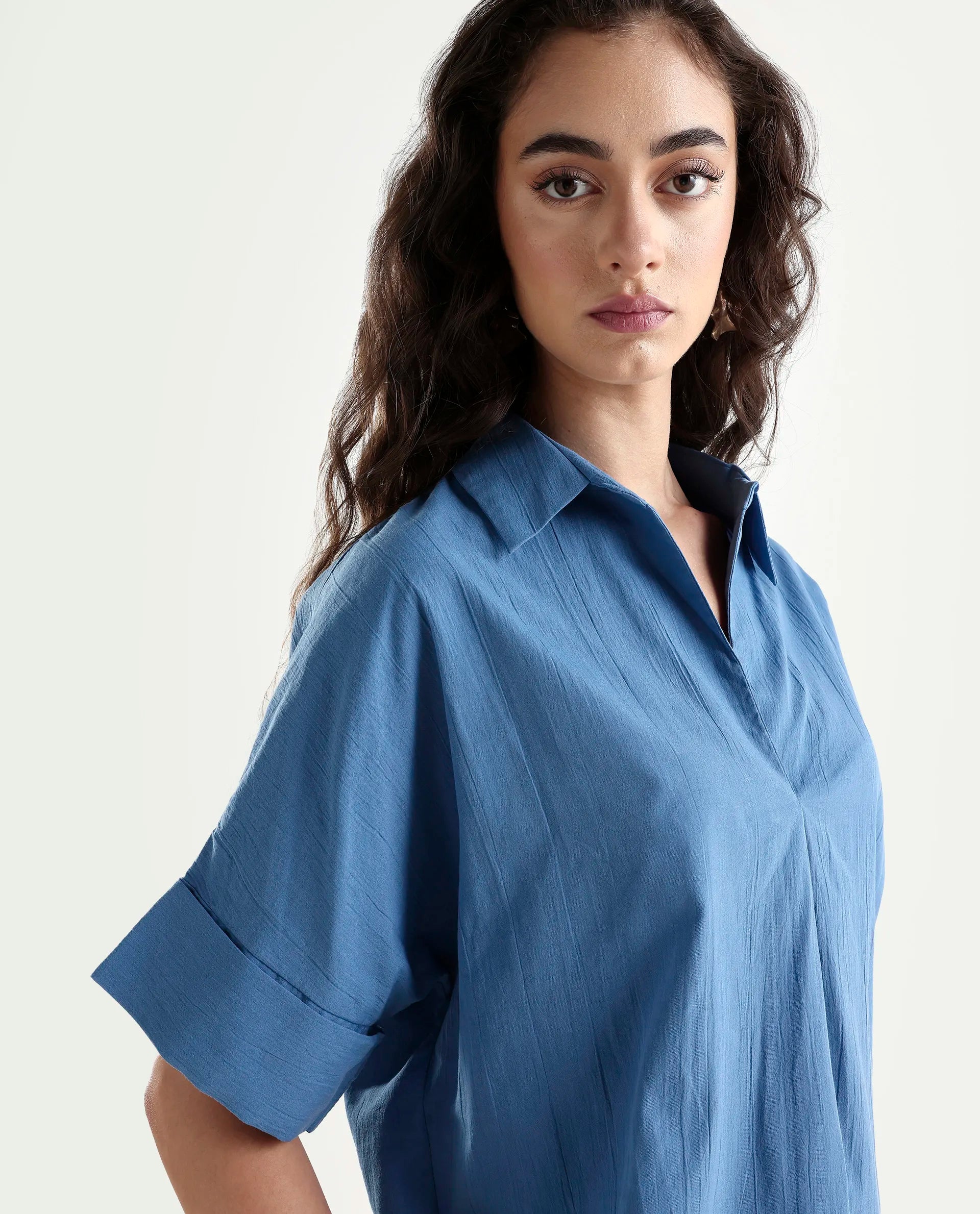 Rareism Women's Bhayas Blue Cotton Johnny Collar Plain Extended Sleeves Boxy Fit Top