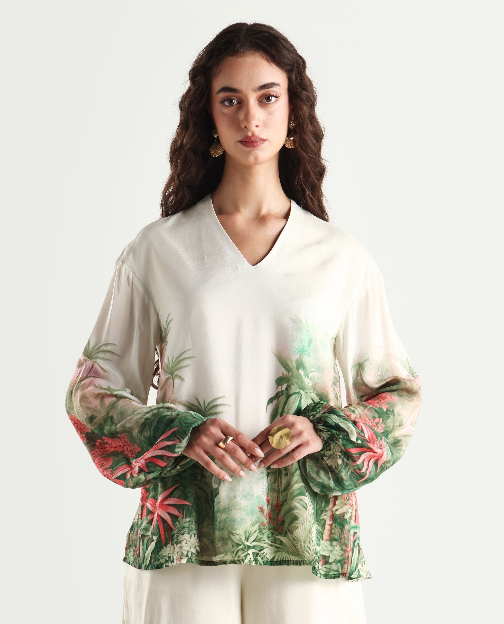 Rareism Women's Rontro T Green Cotton Blend V-Neck Tropical Print Bishop Sleeve Regular Fit Top