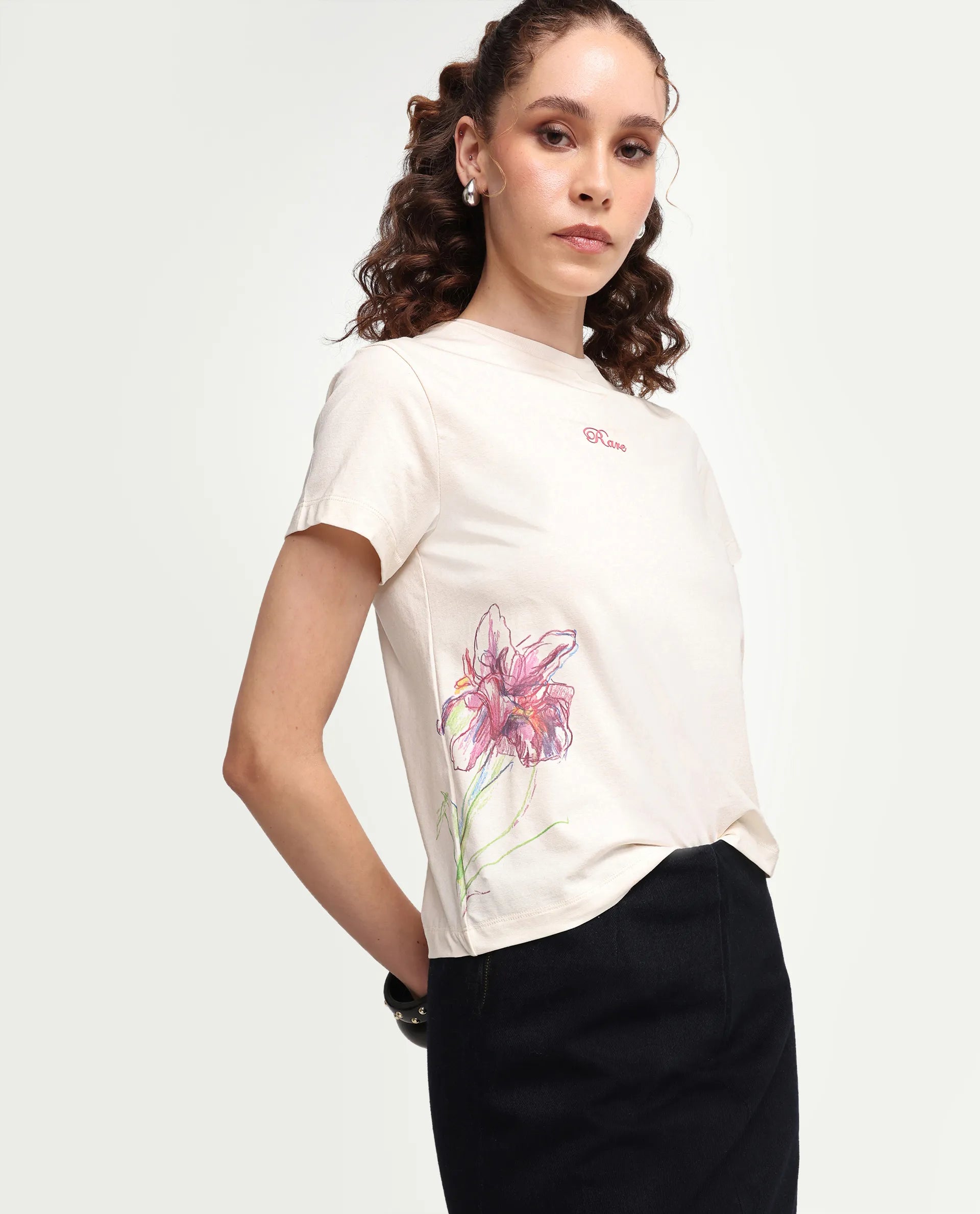 Rareism Women's Zikks Off White Cotton Blend Half Sleeve Regular Fit Floral Print T-Shirt