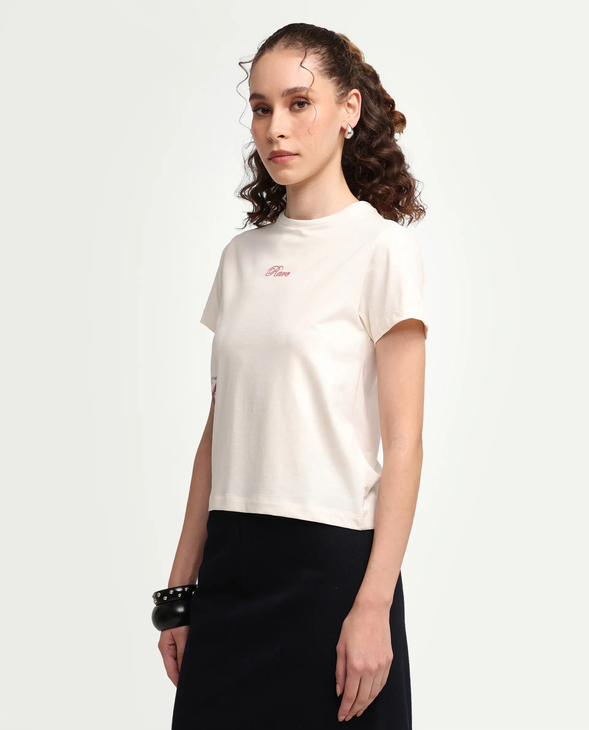 Rareism Women's Zikks Off White Cotton Blend Half Sleeve Regular Fit Floral Print T-Shirt