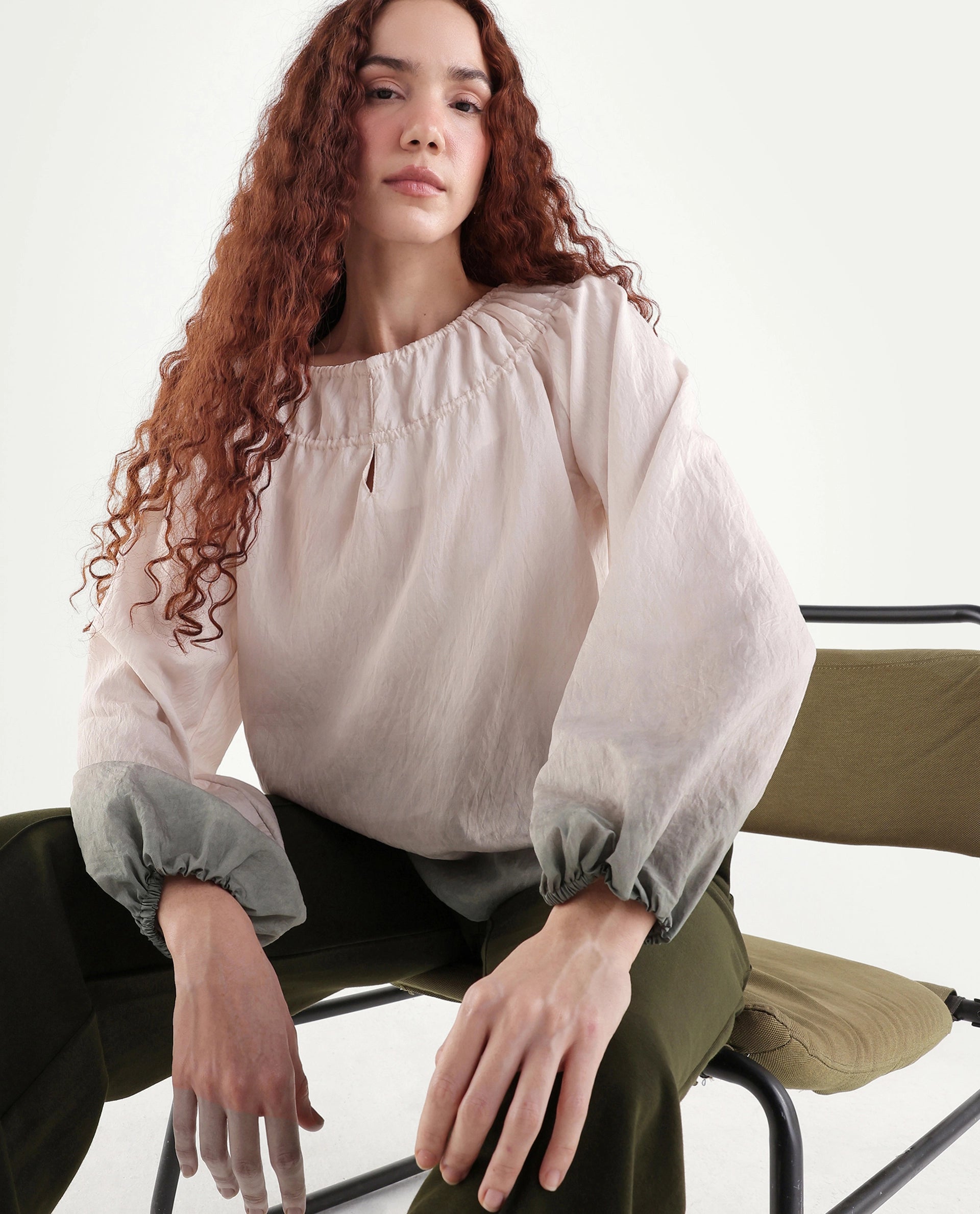 Rareism Women's Aelus Olive Viscose Blend Full Sleeve Regular Fit Ombre Print Top