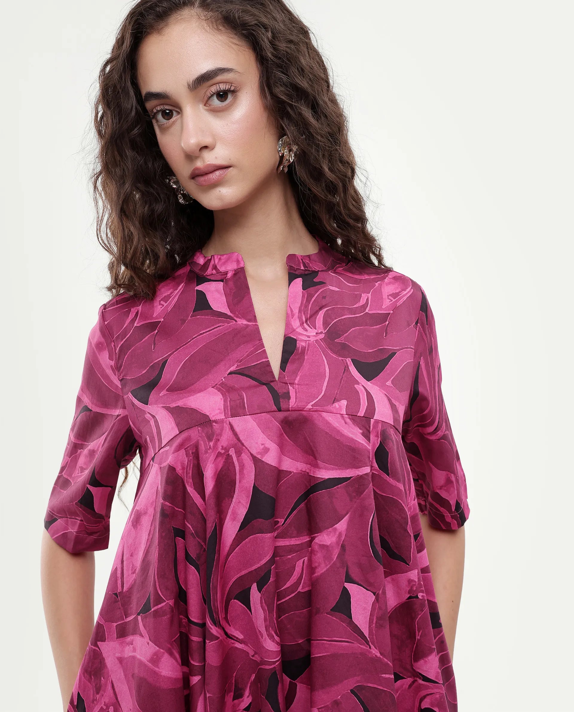 Rareism Women Jenleop Dark Pink Regular Sleeves Mandarin Collar Flared Mini Printed Dress