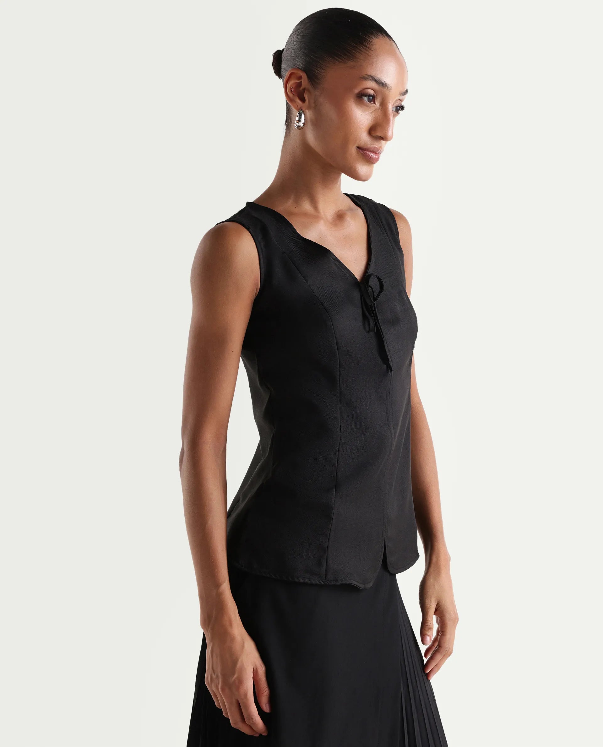 Rareism Women's Valton Black Polyester Sleeveless Regular Fit Plain Top