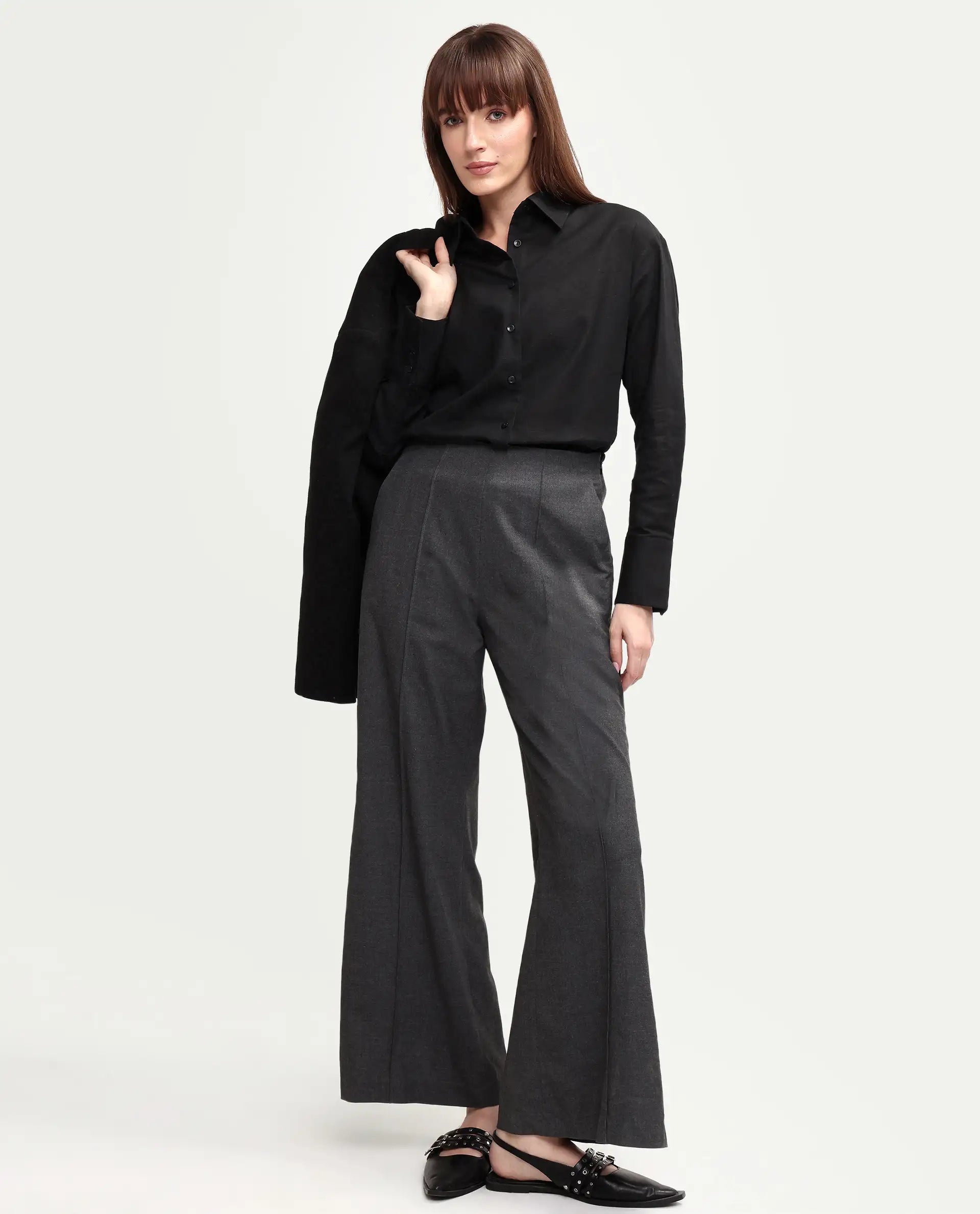 Rareism Women's Mewok Black Cotton Full Sleeve Spread Collar Regular Plain Shirt
