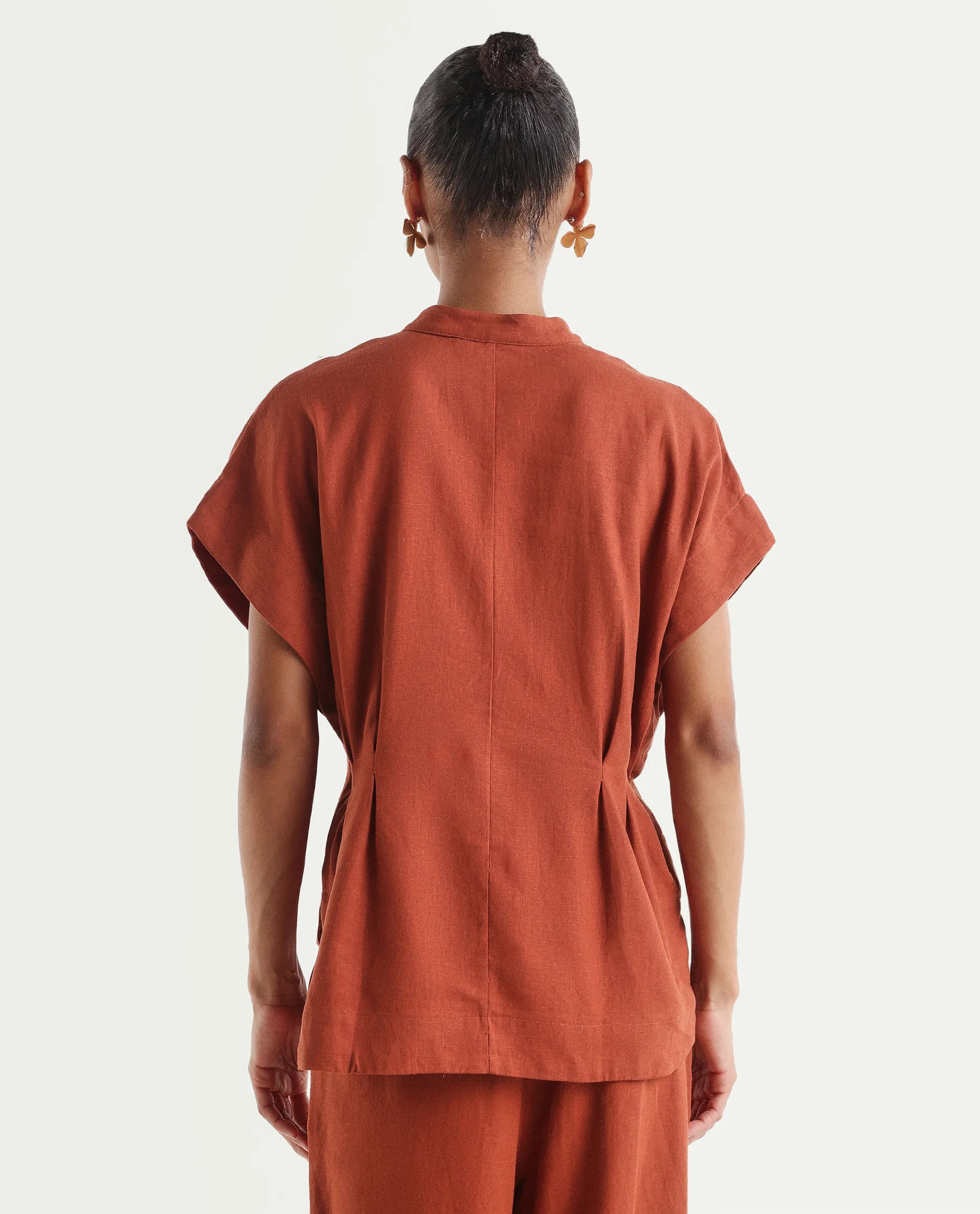 Rareism Women's Mappy-T Rust Linen Half Sleeve Mandarin Collar Relaxed Top