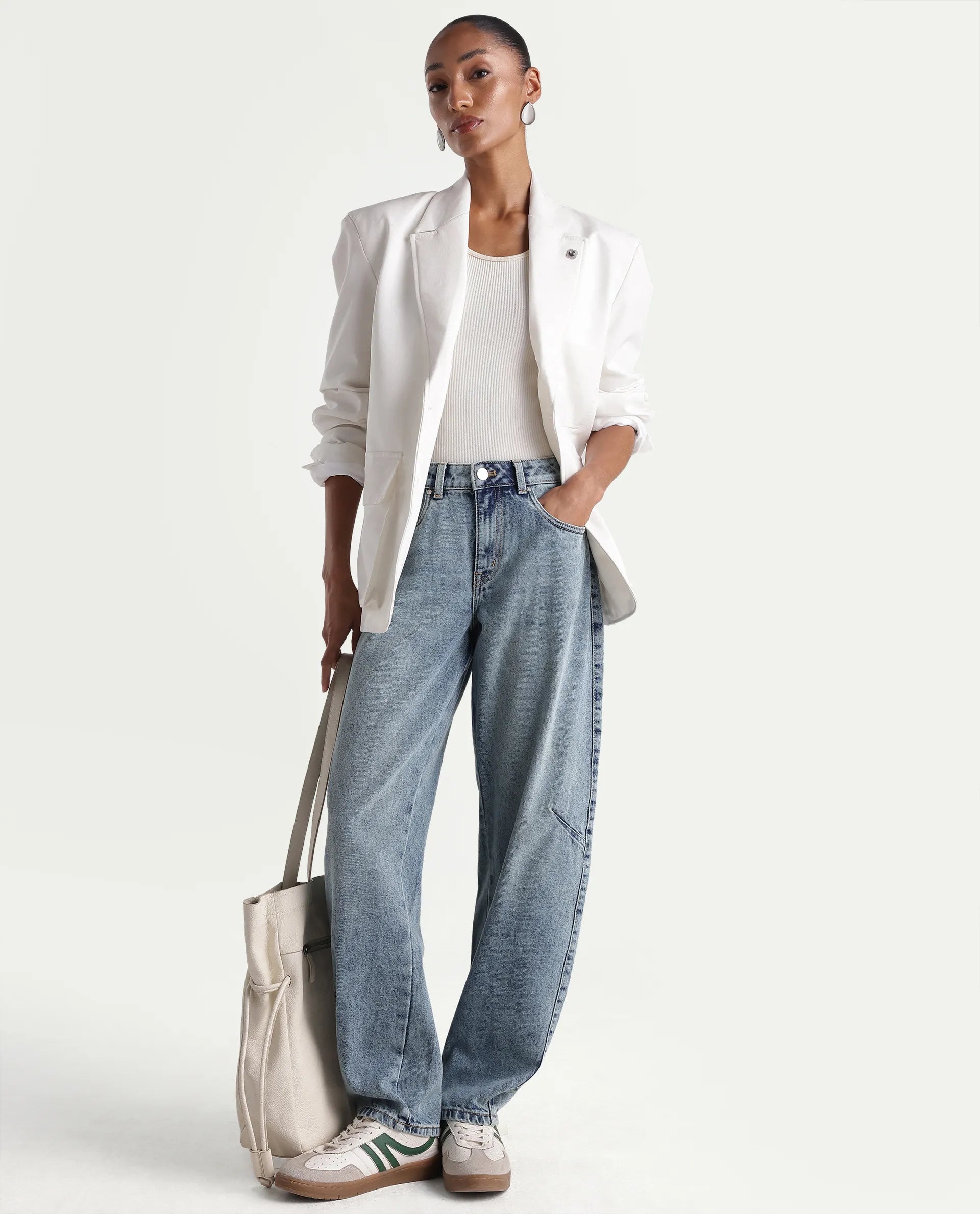 Rareism Women's Talbeia Light Blue Cotton Tall Barrel Fit Plain Jeans