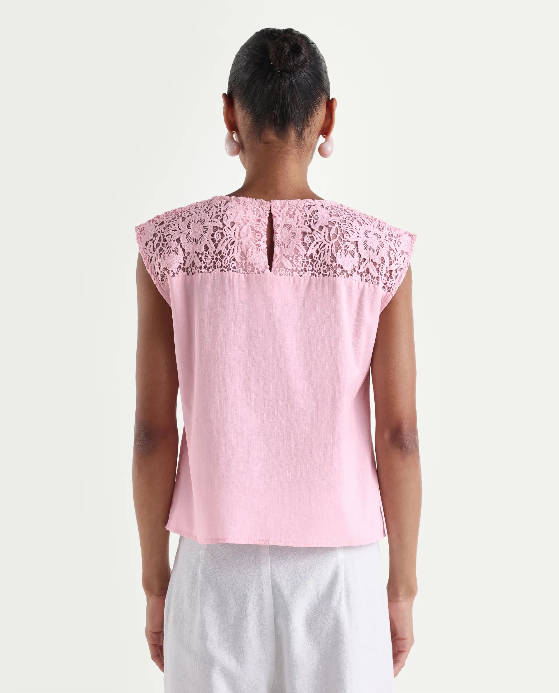 Rareism Women's Hige Light Pink Cotton Crew Neck Regular Plain Top