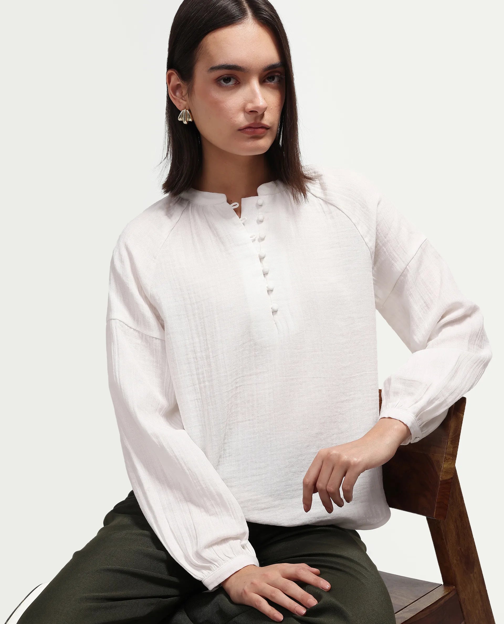 Rareism Women's Rudin White Cotton Band Collar Relaxed Plain Top