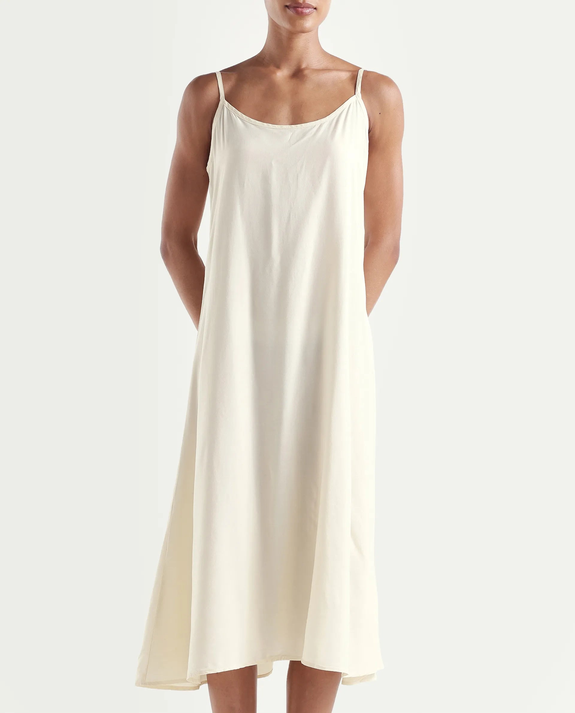 Rareism Women's Hant Off White Viscose Blend Crew Neck Fit And Flare Plain Dress