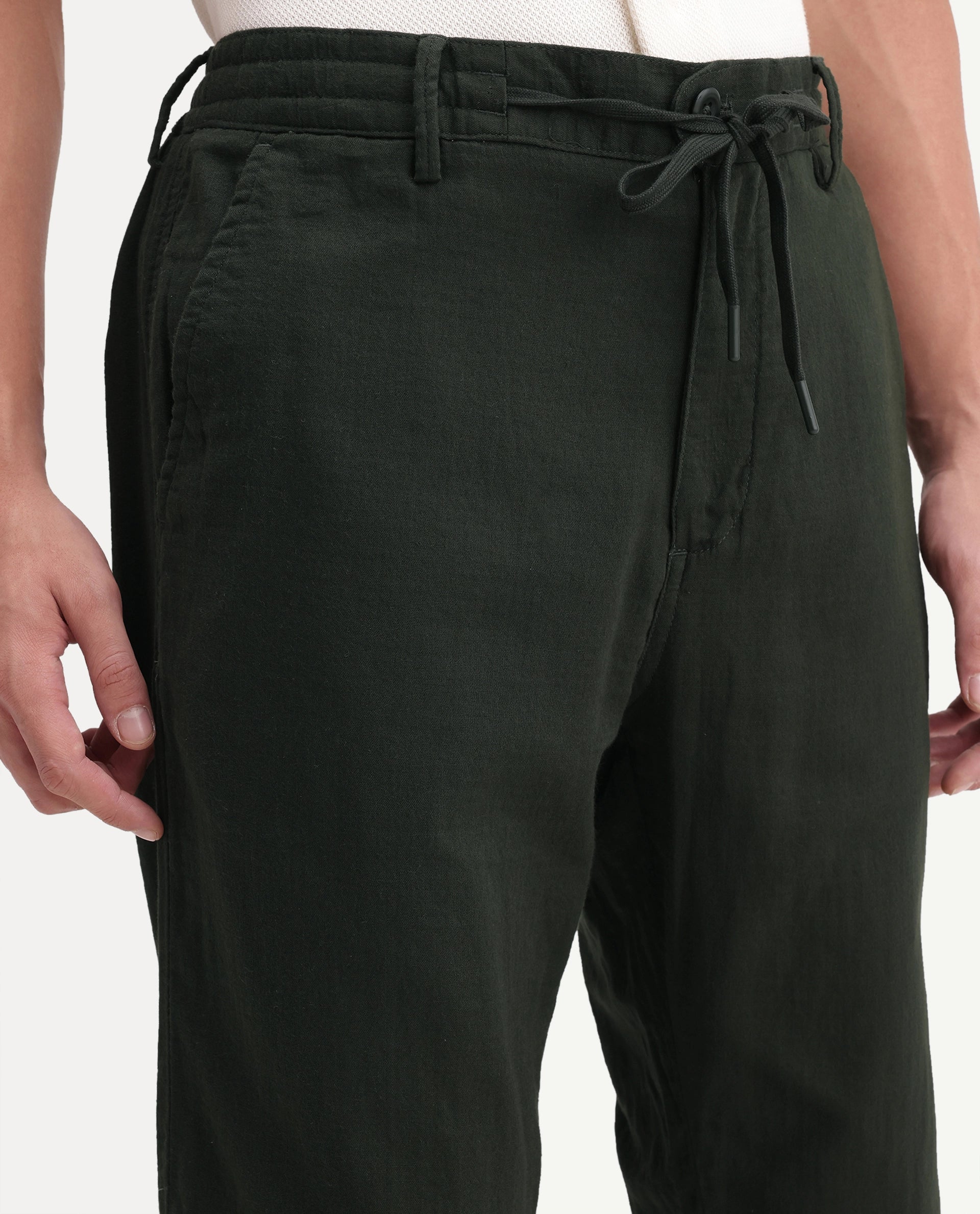 Rare Rabbit Men's Pastor-Aw26 Green Cotton Fabric Regular Fit Plain Trouser