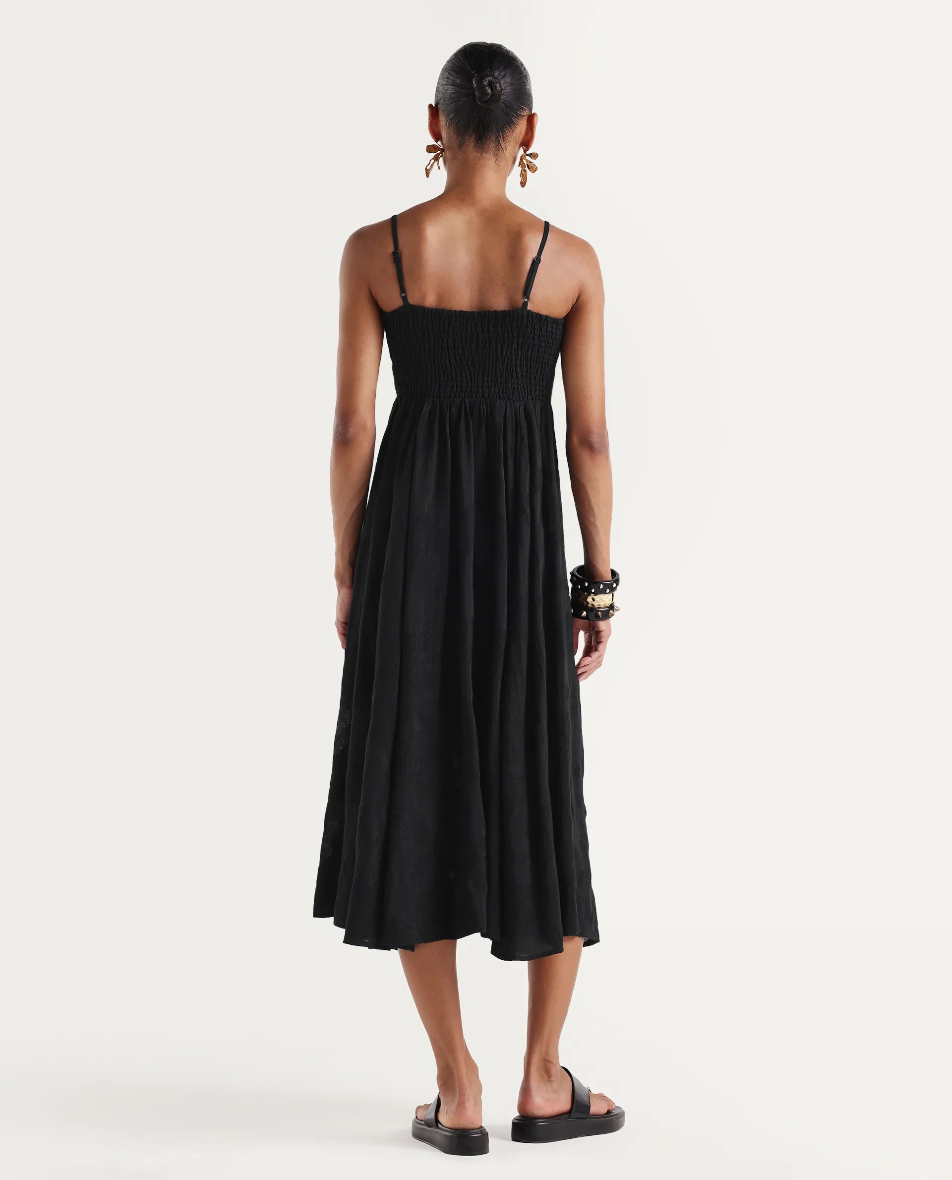Rareism Women's Dosthu Black Viscose Blend Tube Elastic Fit And Flare Jacquard Print Dress