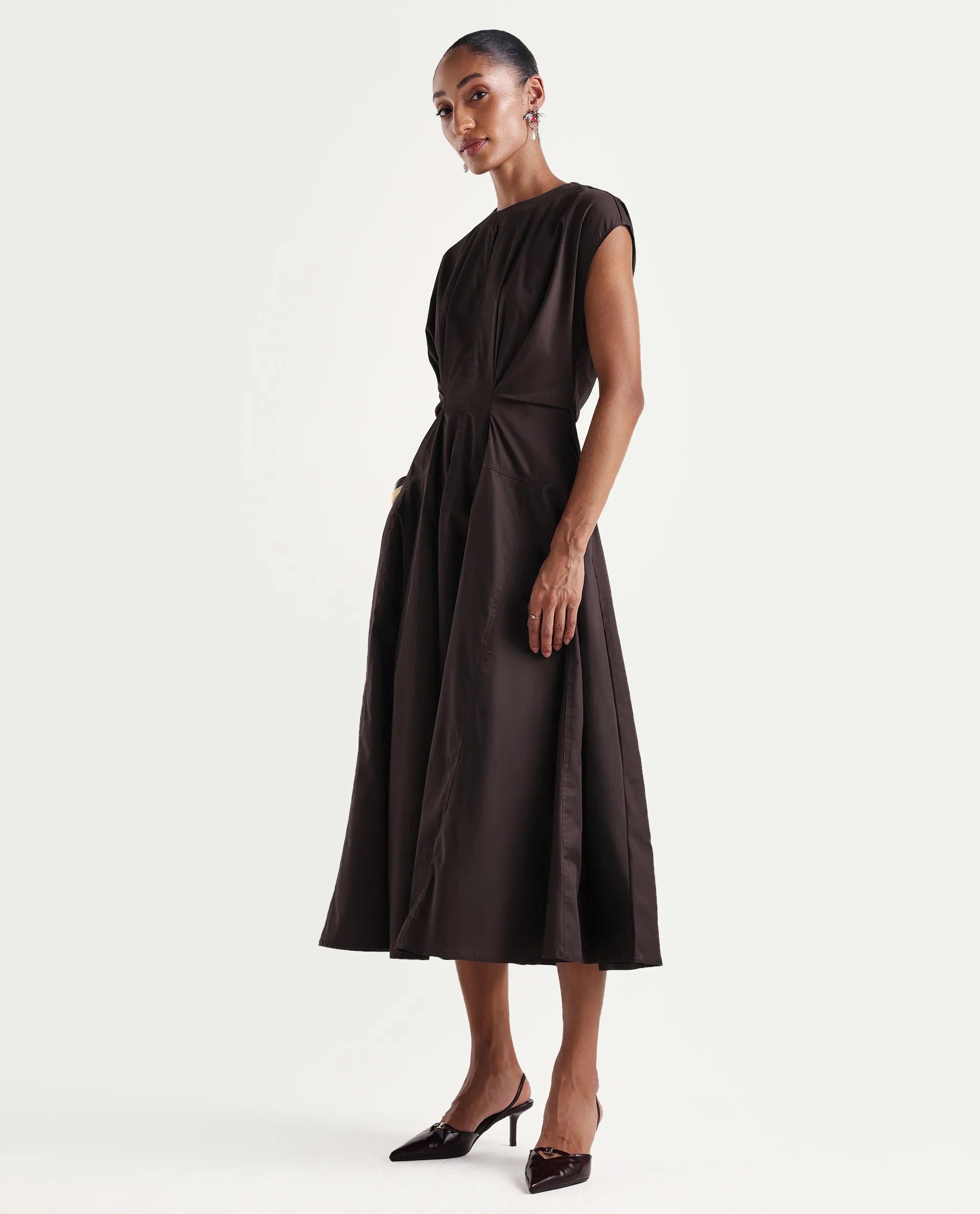 Rareism Women's Onky Brown Cotton Crew Neck Button Relaxed Plain Dress