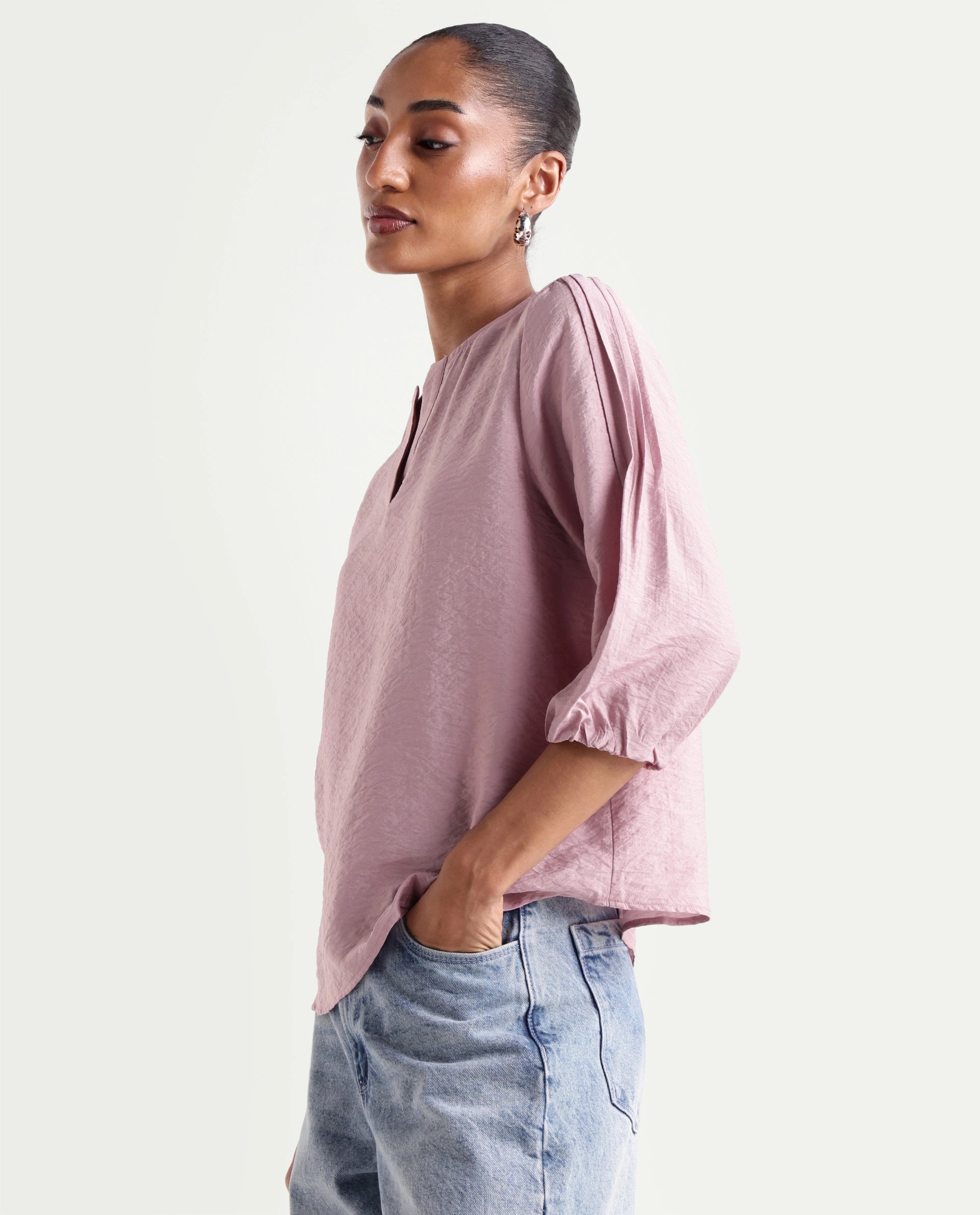 Rareism Women's Varekon Dusky Pink Viscose Blend V-Neck Relaxed Plain Top