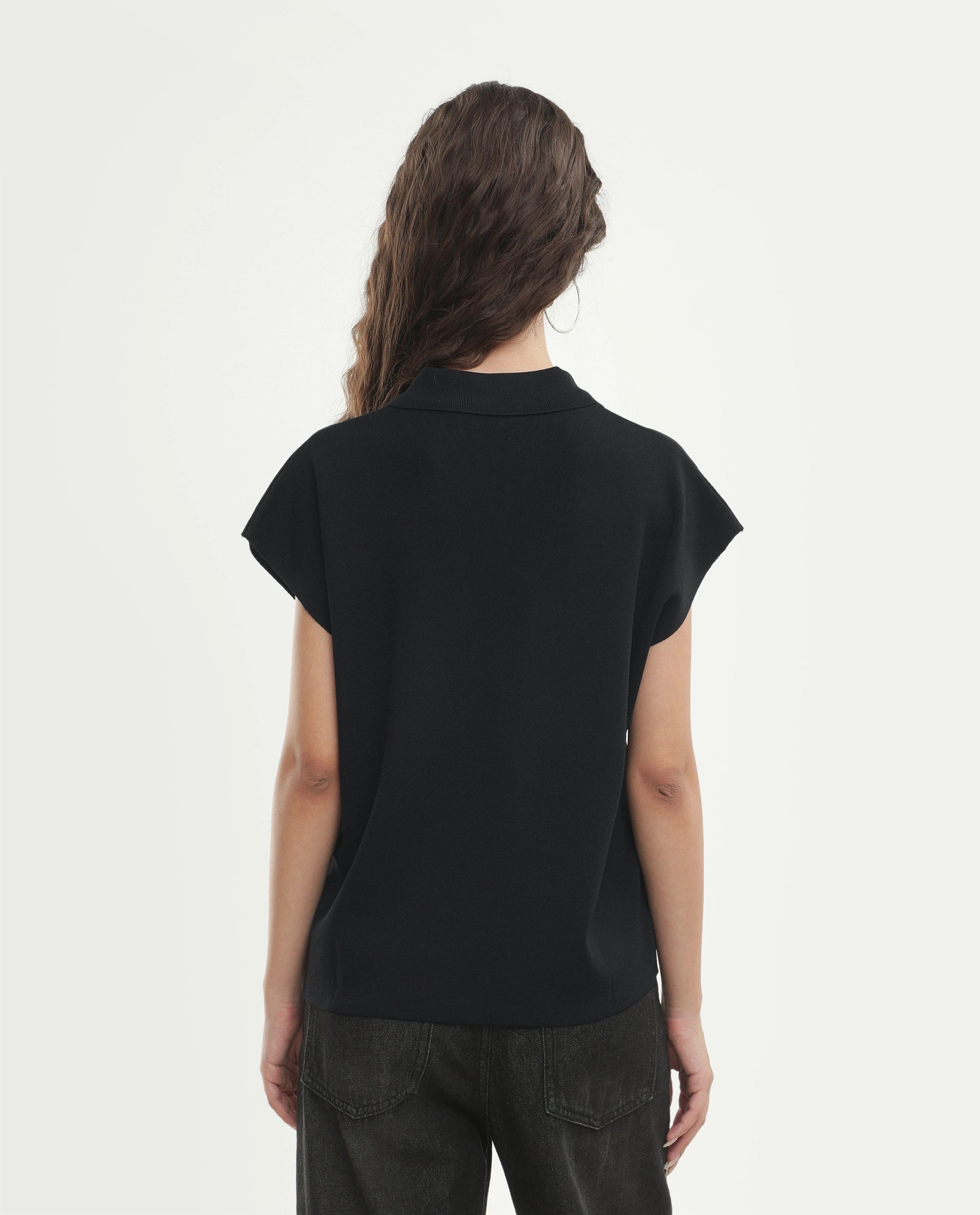 Rareism Women's Prepolaw26 Black Viscose Blend Spread Collar Relaxed Fit Plain Top