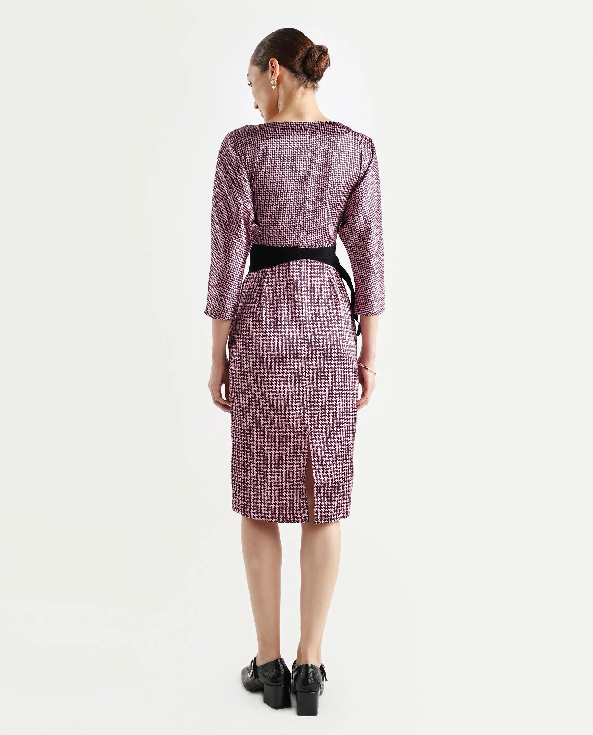 Rareism Women's Abovyan Wine Polyester Boat Neck Geometric Print Midi Straight Fit Dress