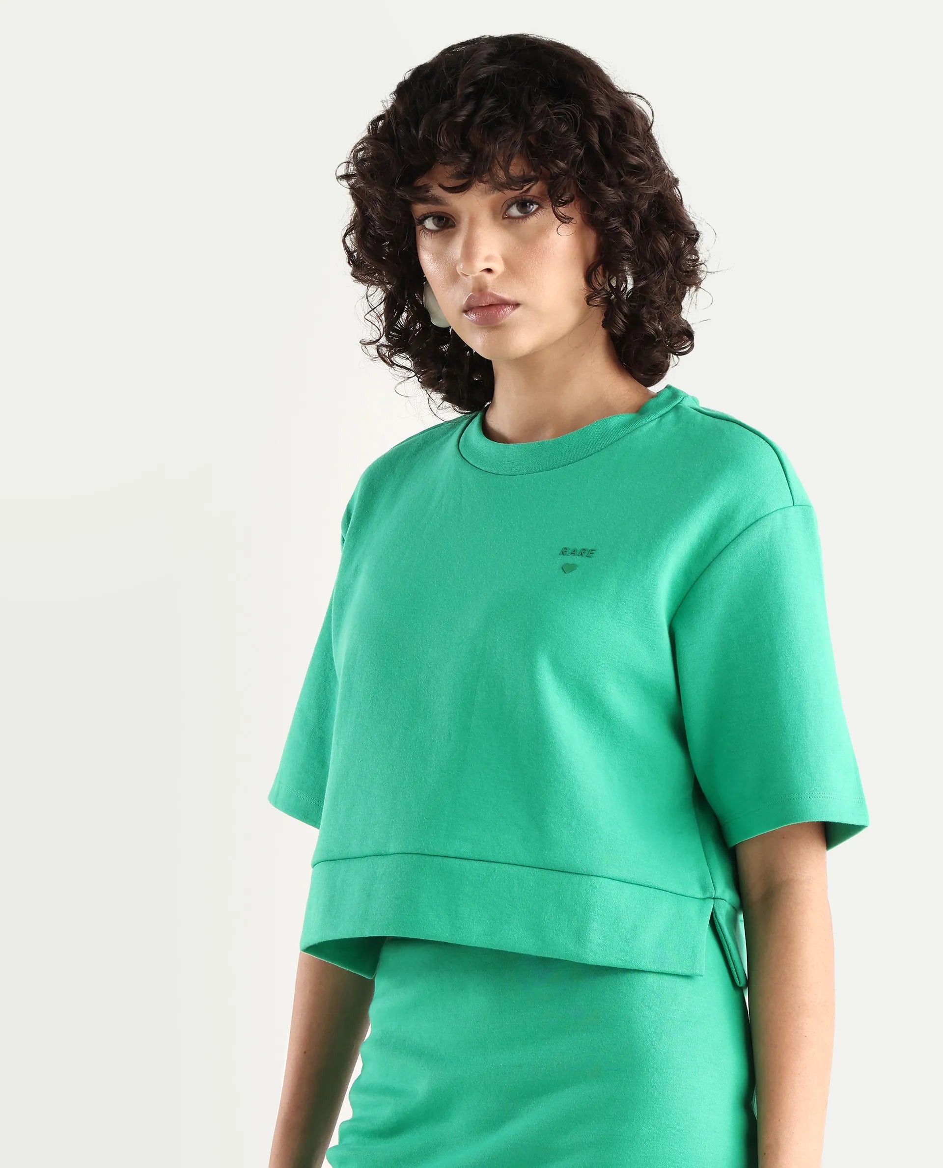 Rareism Women's Afkor T Green Cotton Blend Crew Neck Plain Crop Regular Fit T-Shirt