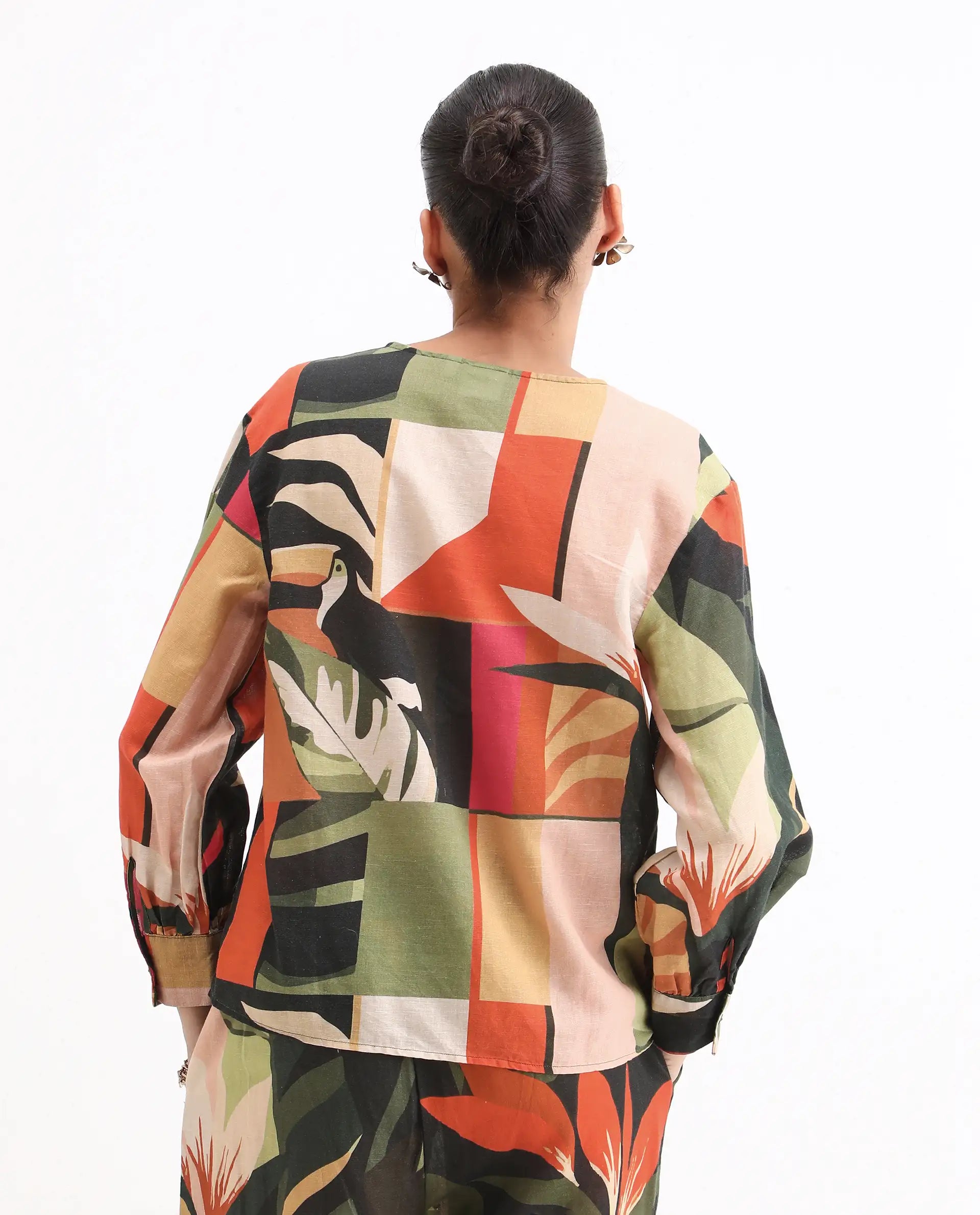 Rareism Women's Agenia-T Pastel Multi Cotton Blend Crew Neck Abstract Print Bishop Sleeve Regular Fit Top