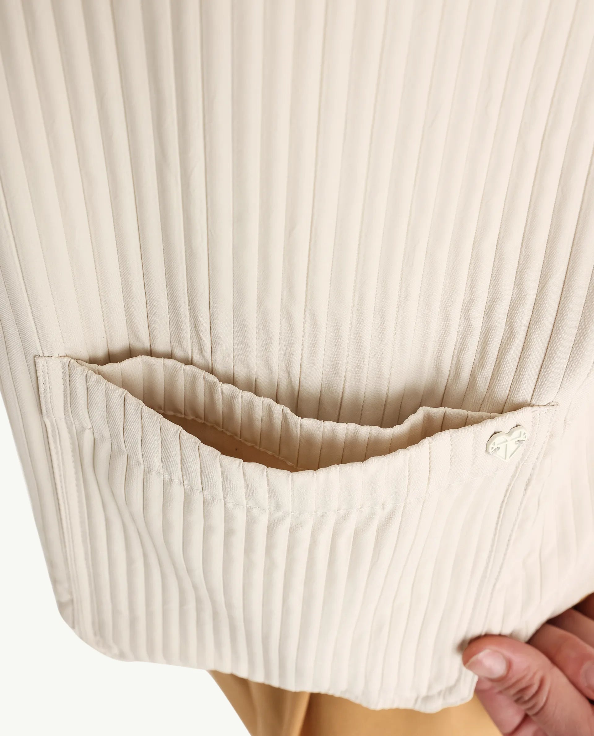 Rareism Women's Albury Off White Polyester Drop Collar Plain Cuffed Sleeve Boxy Fit Jacket