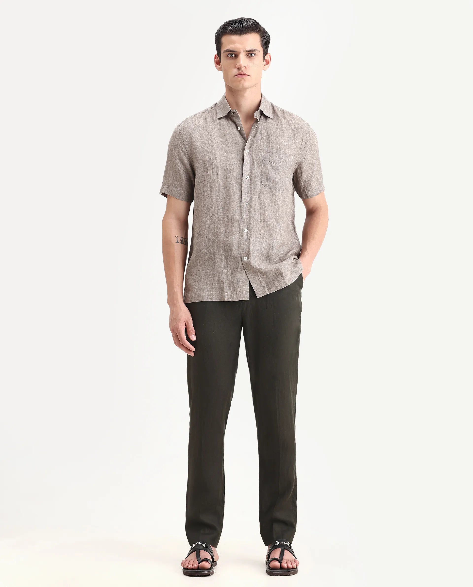 Rare Rabbit Men's Arcelo-2 Olive 100% Linen Plain Regular Fit Trouser