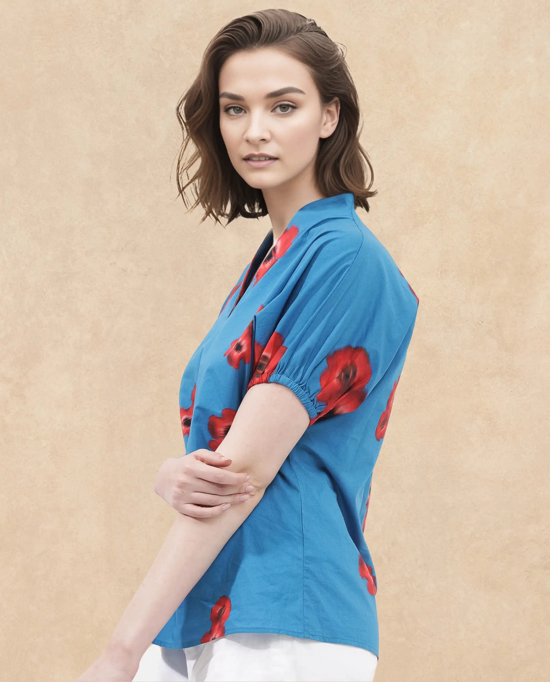 Rareism Women Archies-SC Blue Cotton Fabric Short Sleeves V-Neck Floral Print Regular Fit Top