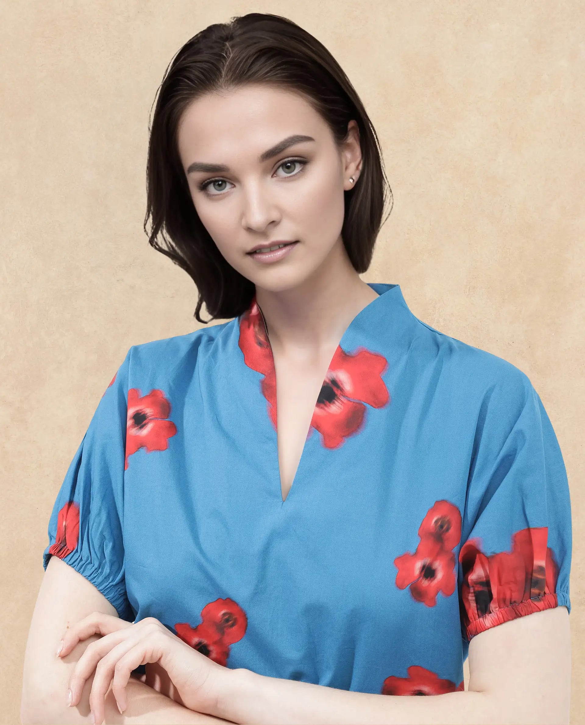 Rareism Women Archies-SC Blue Cotton Fabric Short Sleeves V-Neck Floral Print Regular Fit Top