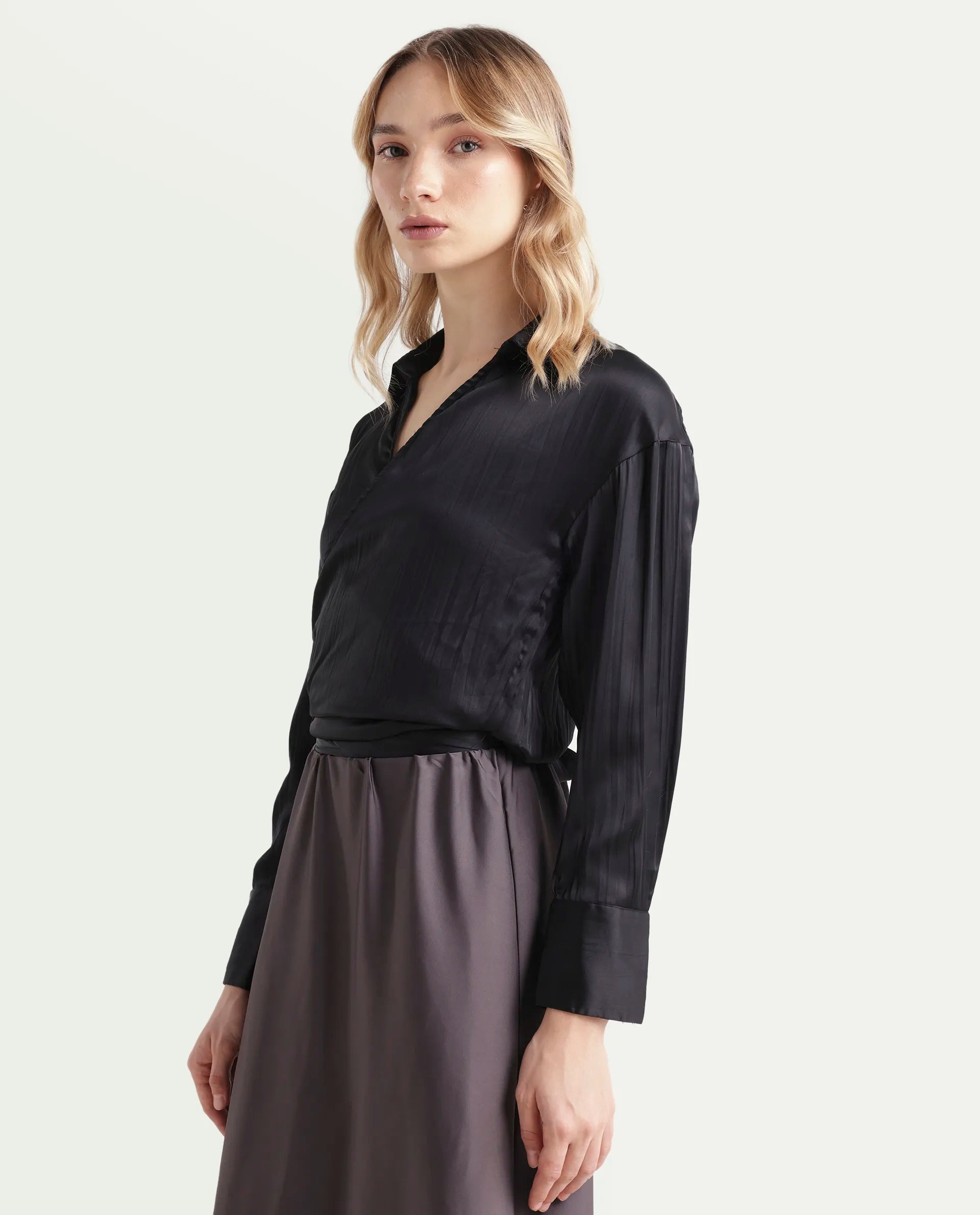 Rareism Women's Arinko Black Polyester V-Neck Plain Cuffed Sleeve Regular Fit Top