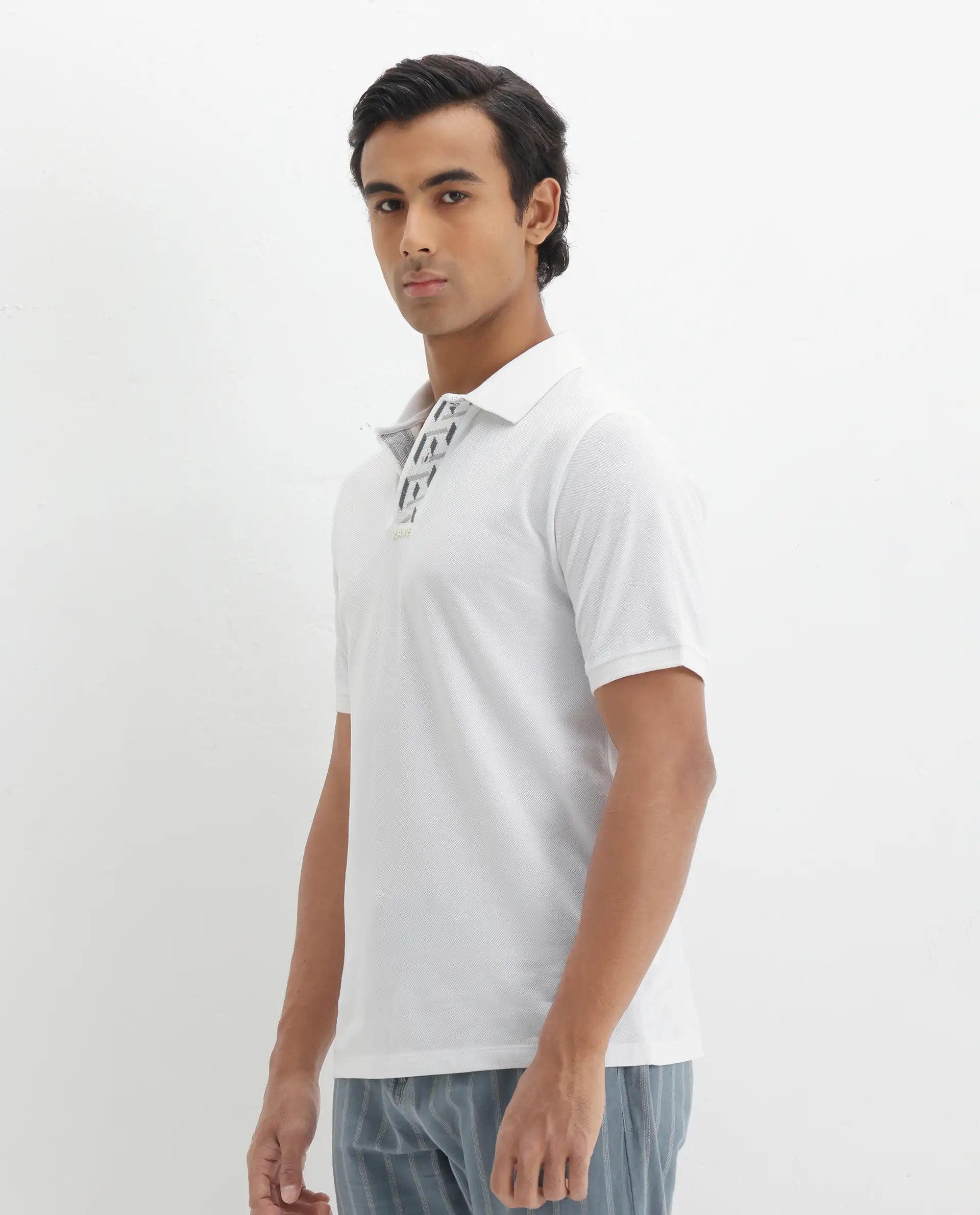 Rare Rabbit Men's Ark White Cotton Plain Regular Fit Half Sleeve Polo