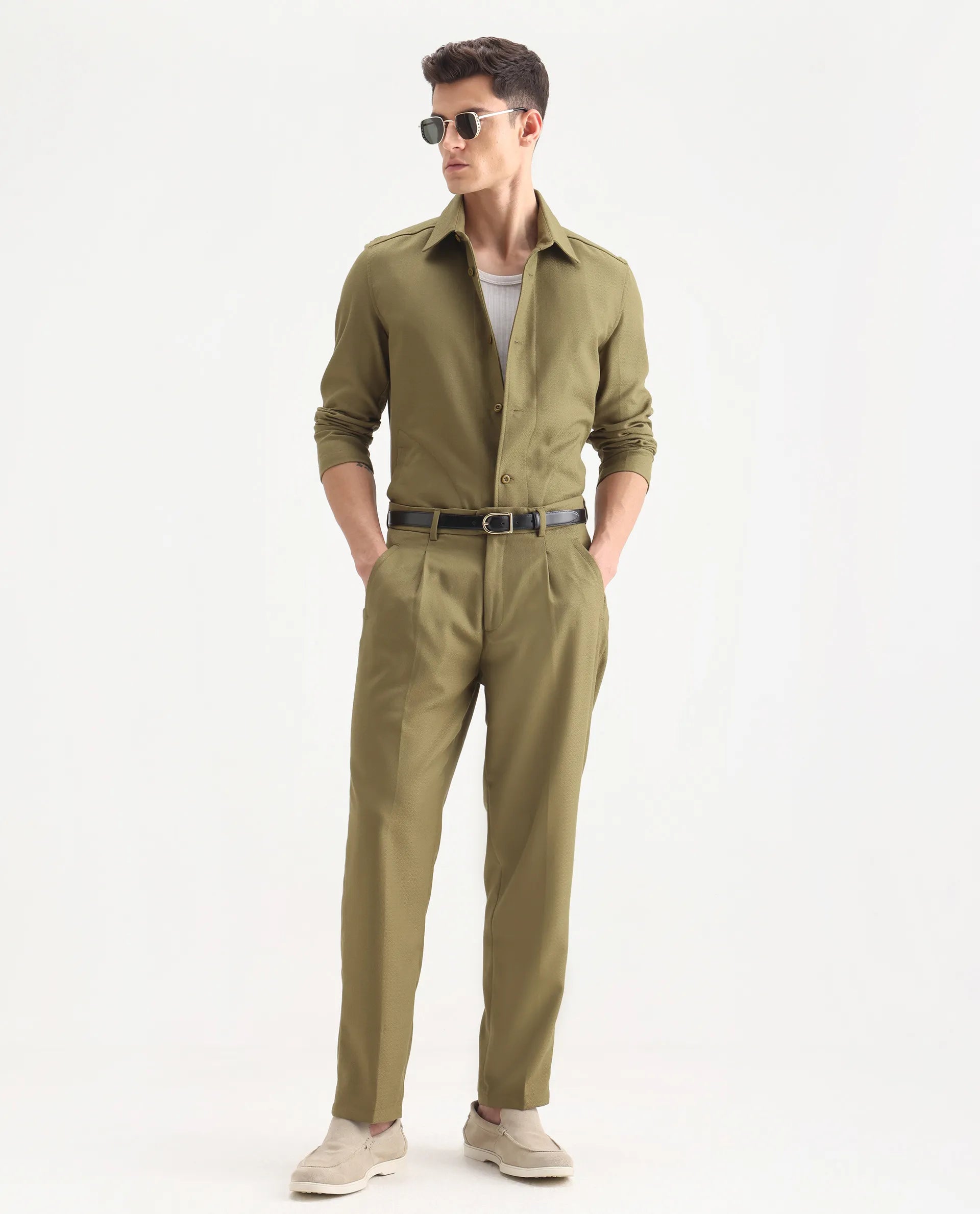 Rare Rabbit Men's Aront B Olive Polyester Blend Plain Relaxed Fit Trouser