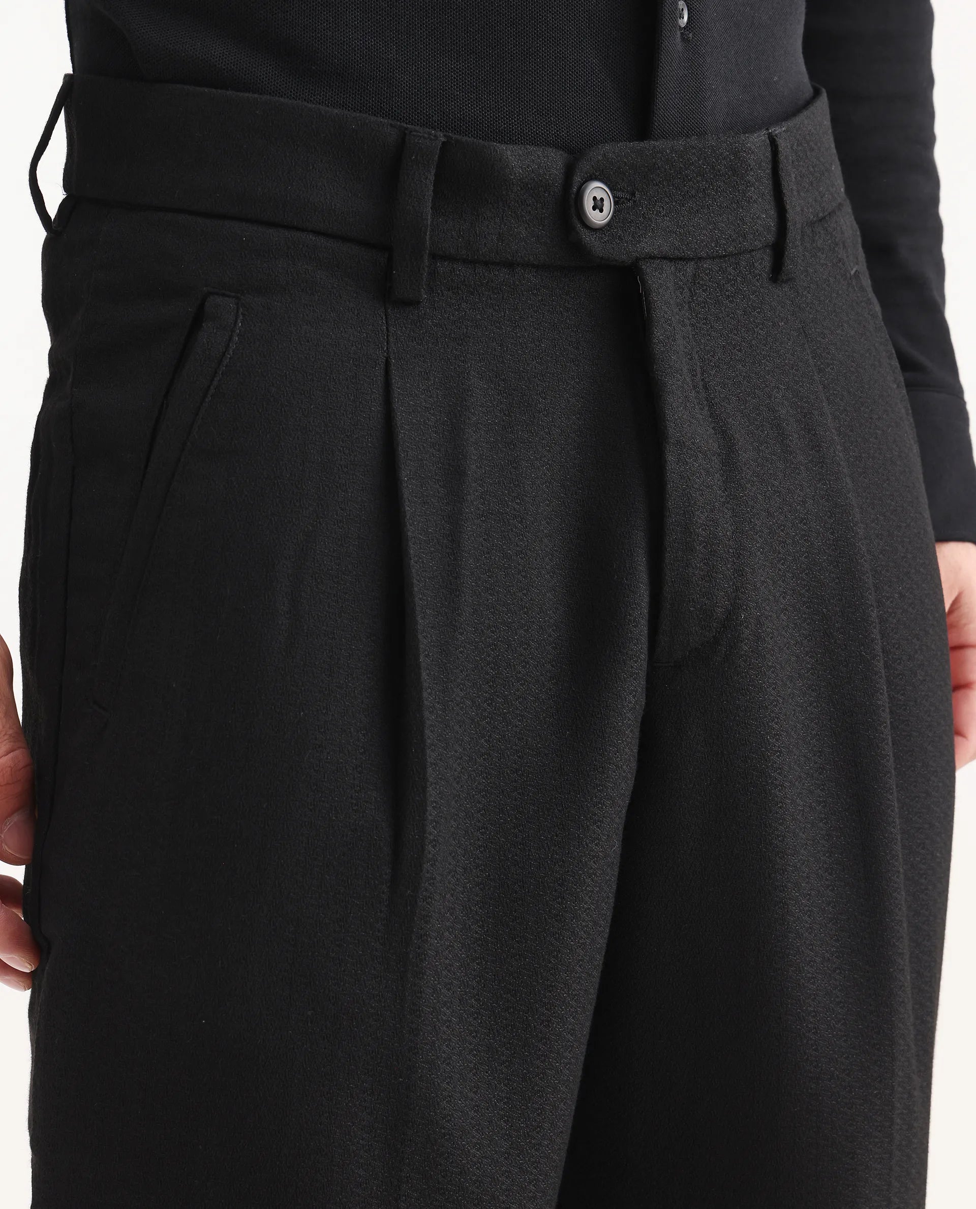 Rare Rabbit Men's Aront B Black Polyester Blend Plain Relaxed Fit Trouser