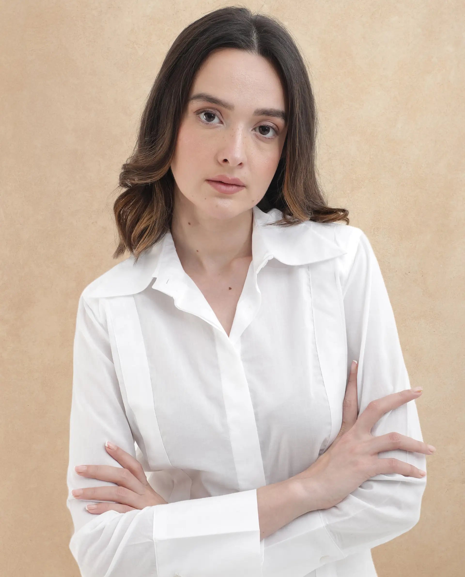 Rareism Women's Arthur White Cotton Drop Collar Plain Cuffed Sleeve Regular Fit Shirt