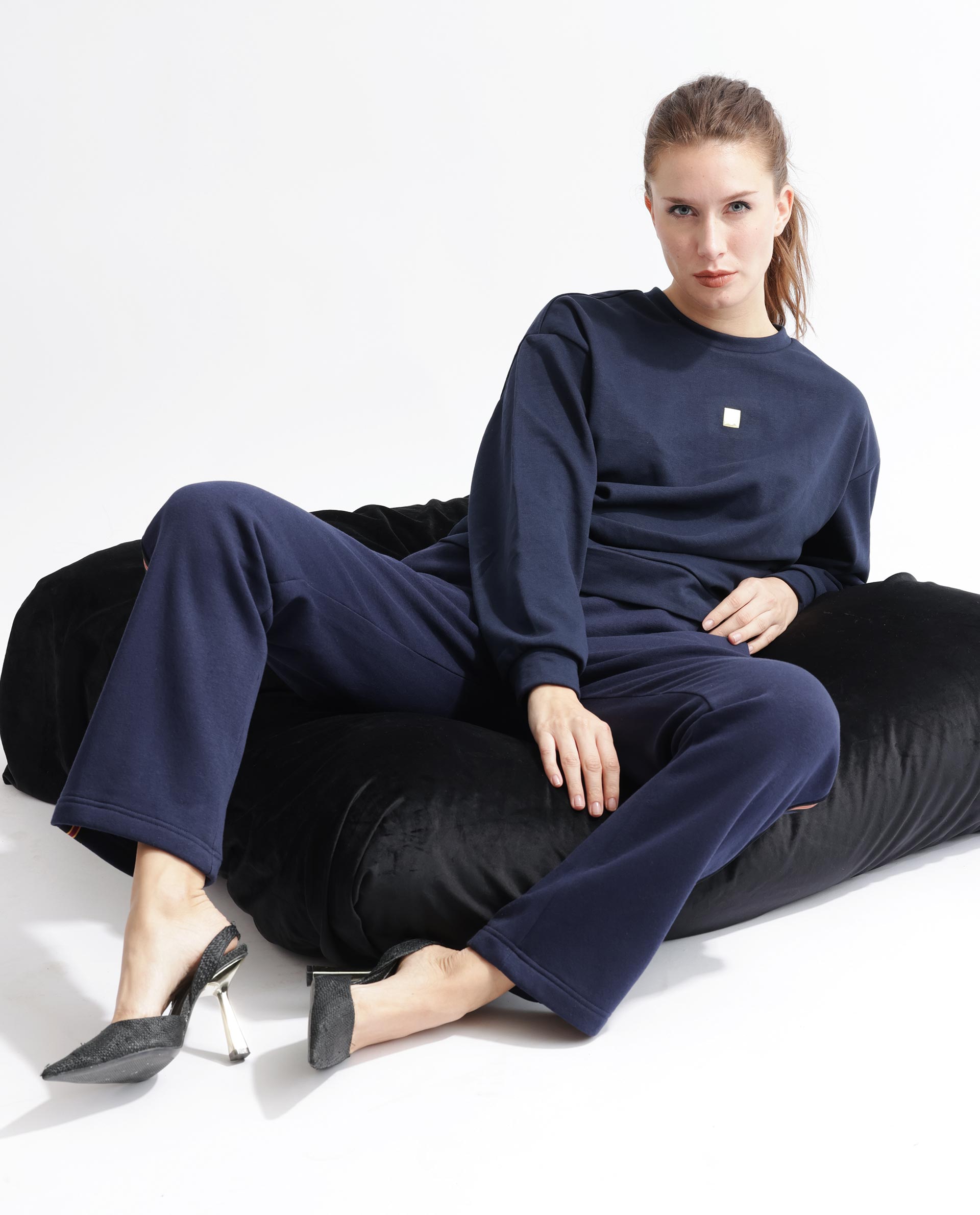 Rareism Articale Women Aimee Navy Poly Cotton Fabric Full Sleeves Crew Neck Boxy Fit Plain Sweatshirt