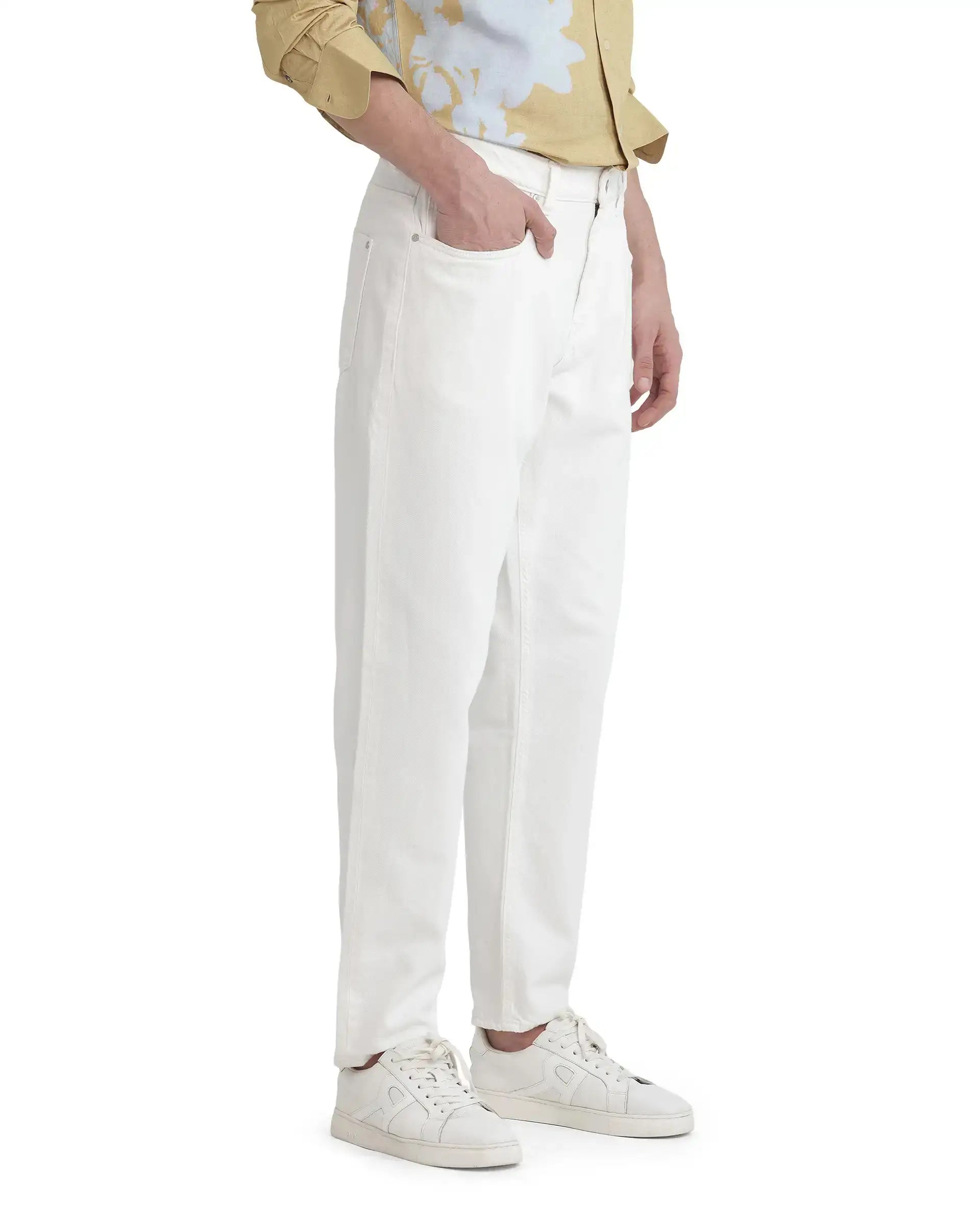 Rare Rabbit Men's Arvi Off White Cotton Plain Dond Carrot Fit Jeans